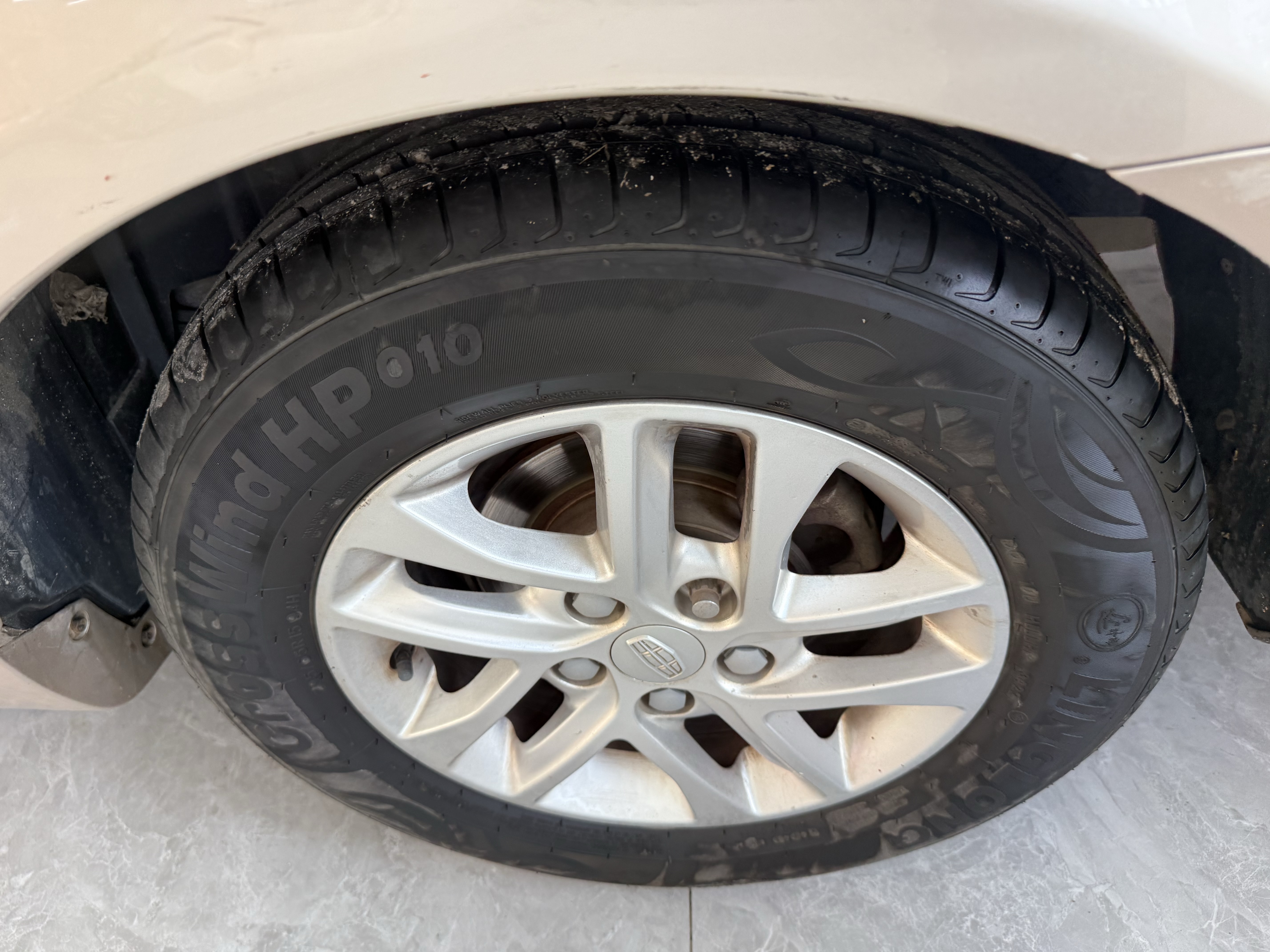 Emgrand 2017 #9 Emgrand 2017 car image #9