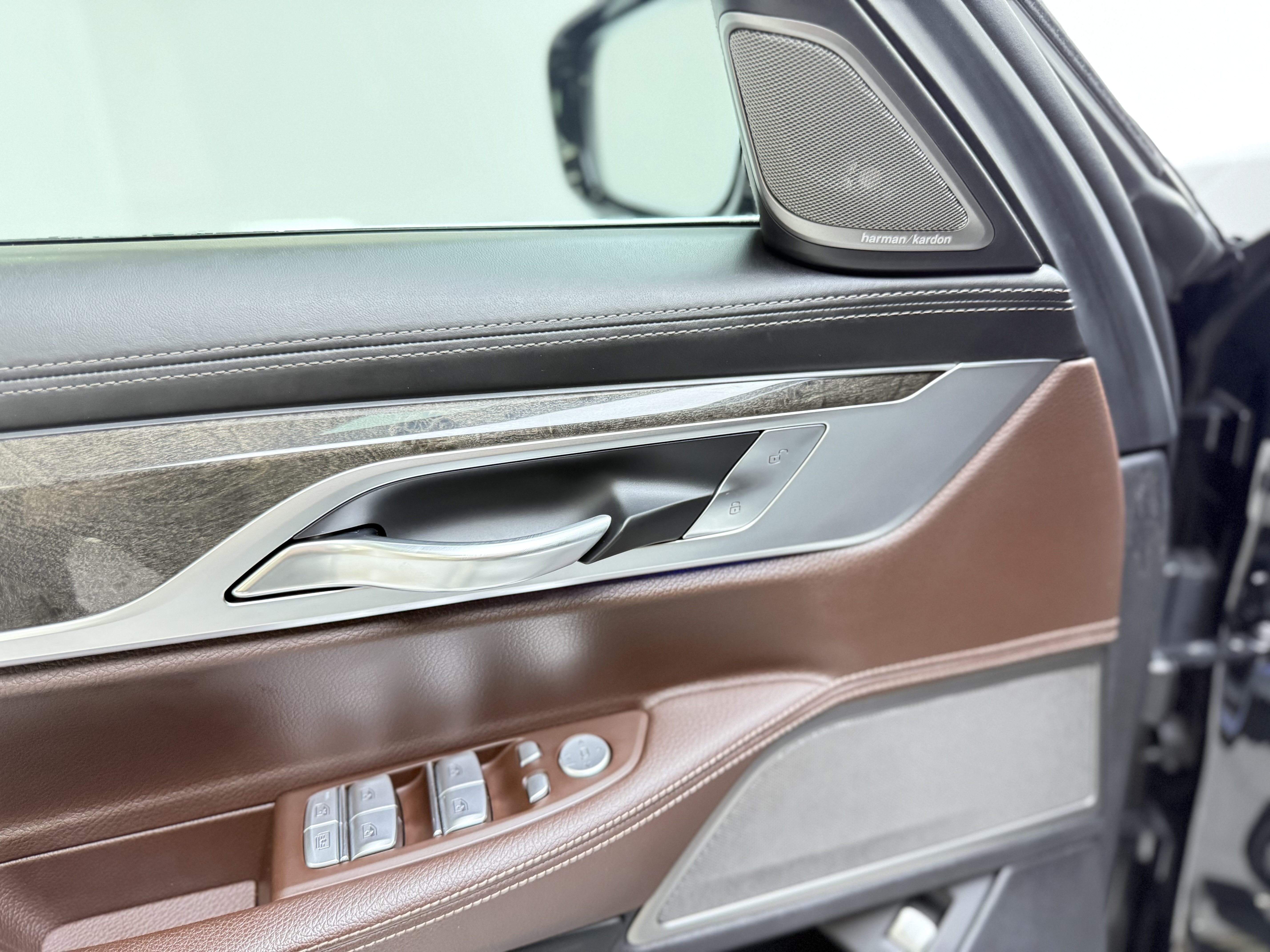 BMW 7 Series New Energy 2017 #9 BMW 7 Series New Energy 2017 car image #9