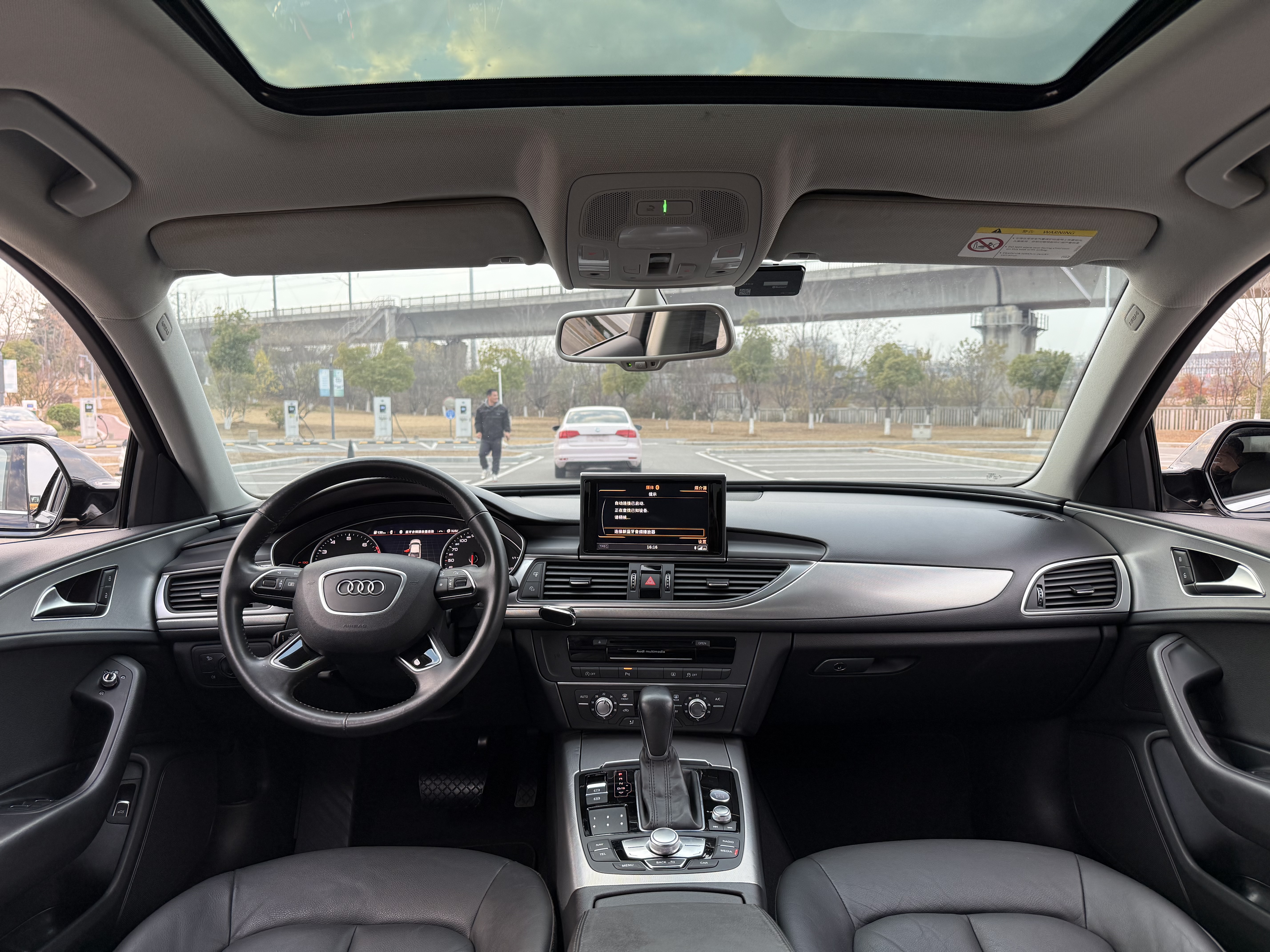 Audi A6L 2017 car image #9
