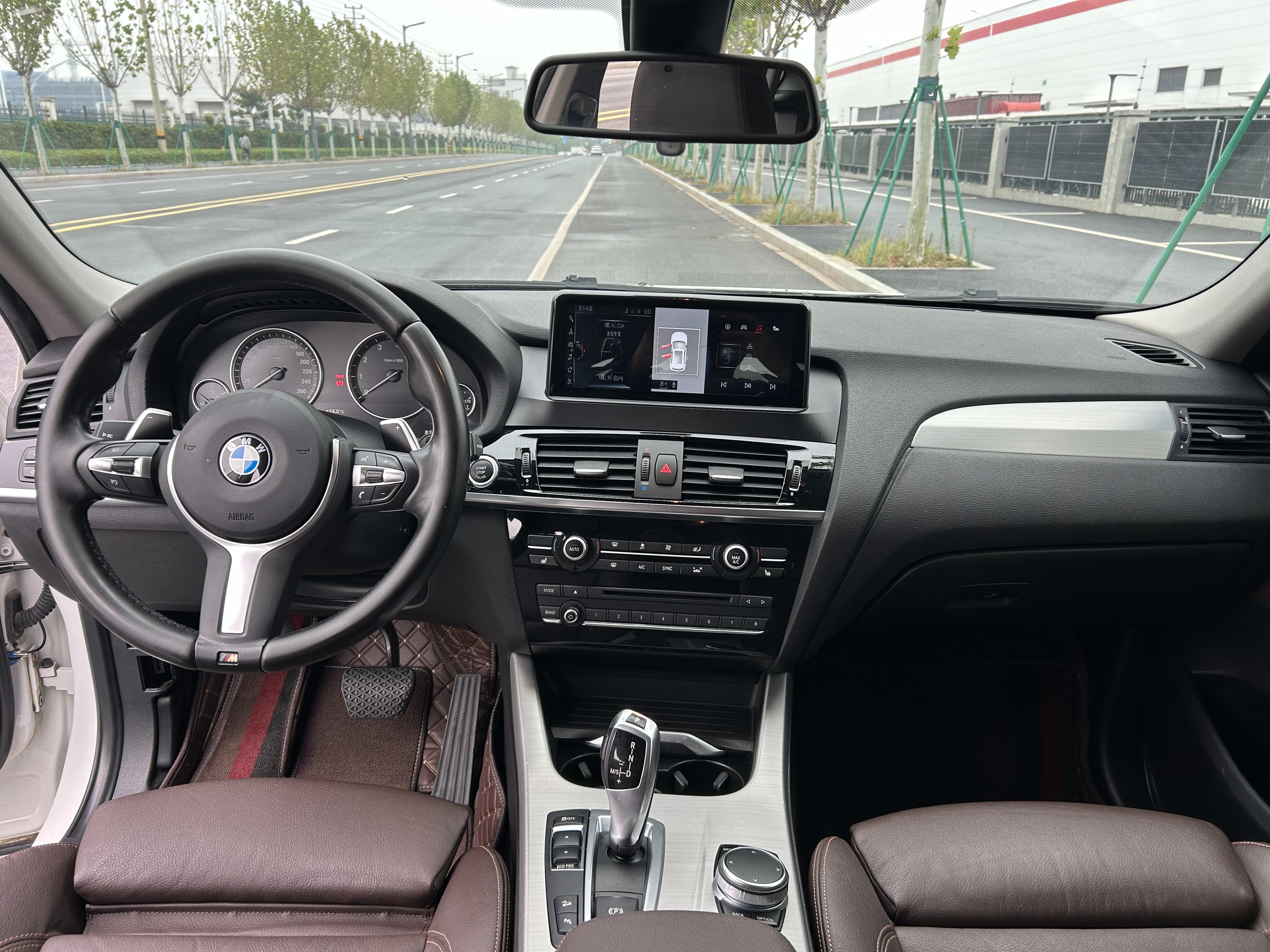 BMW X4 M40i 2018 #9 BMW X4 M40i 2018 car image #9