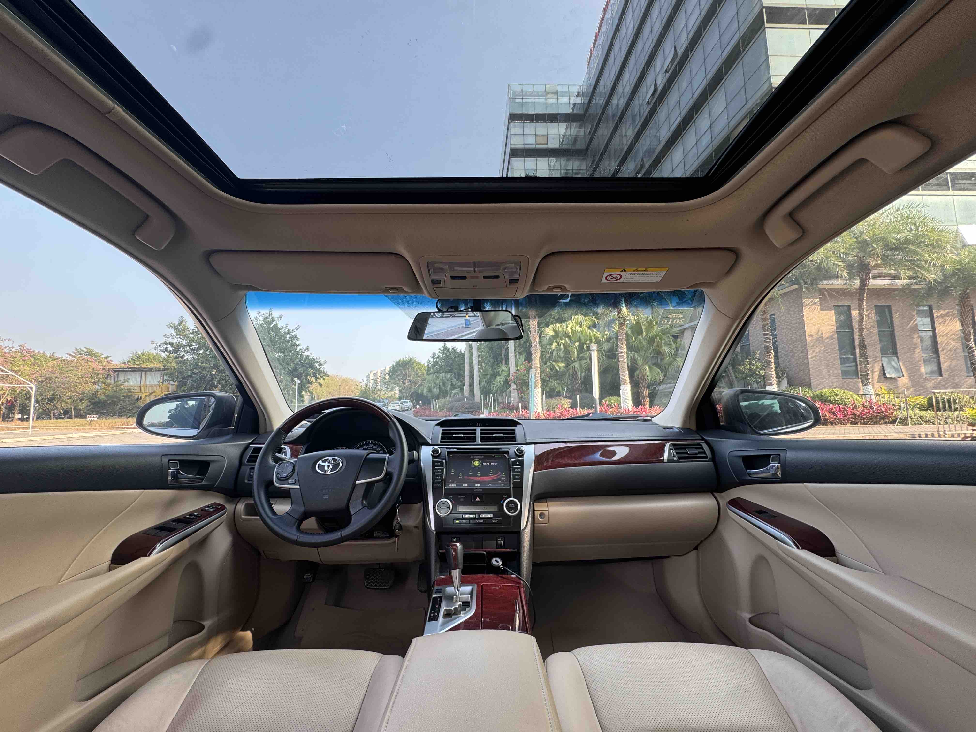 Toyota Camry 2014 car image #9