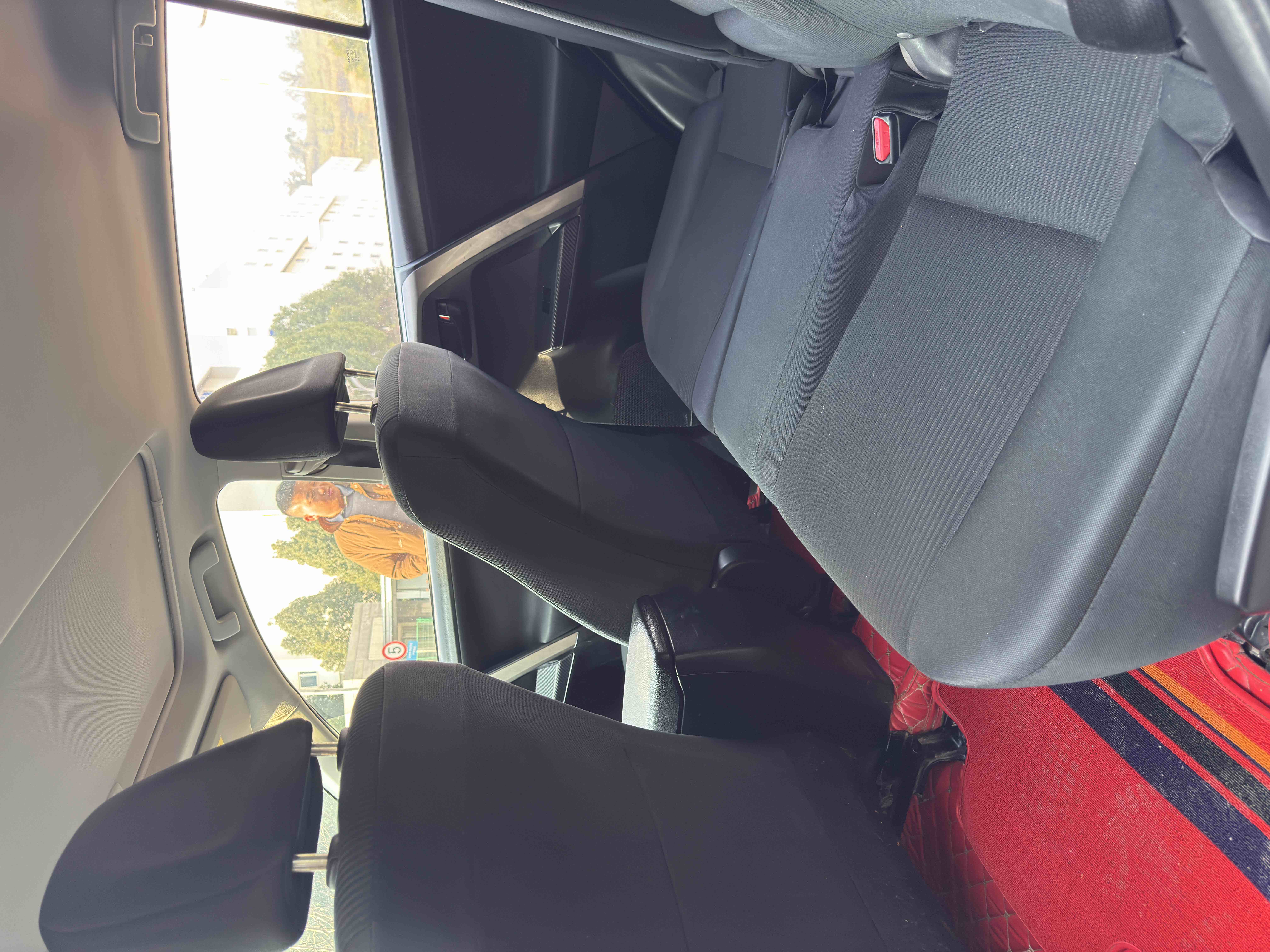 Toyota RAV4 2016 car image #9