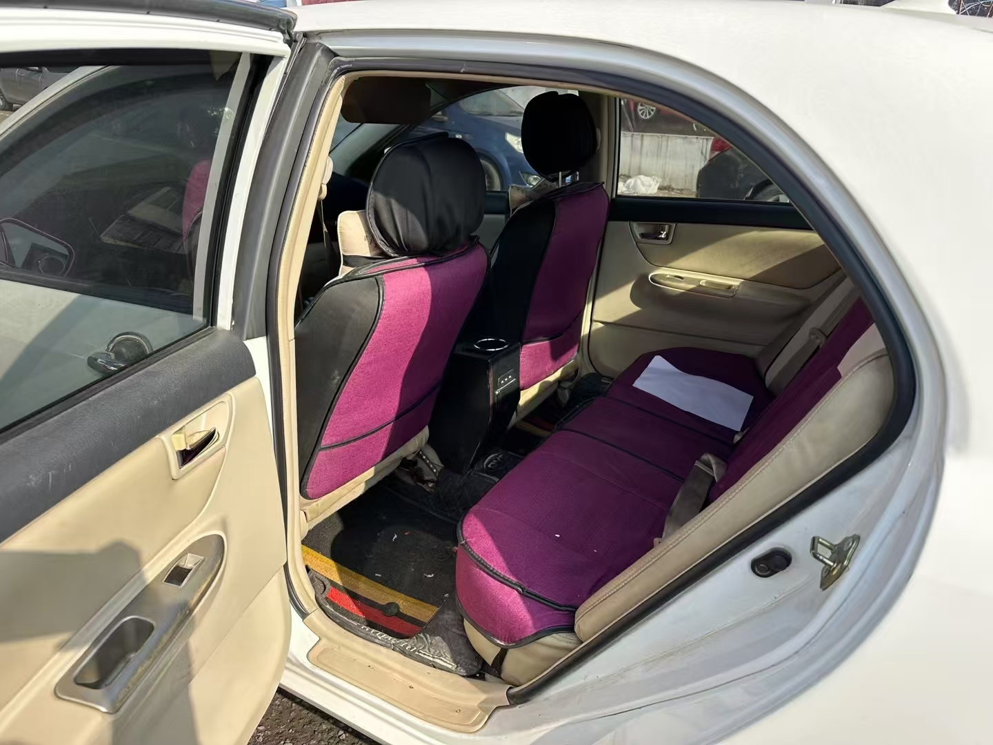 BYD F3R 2012 car image #9