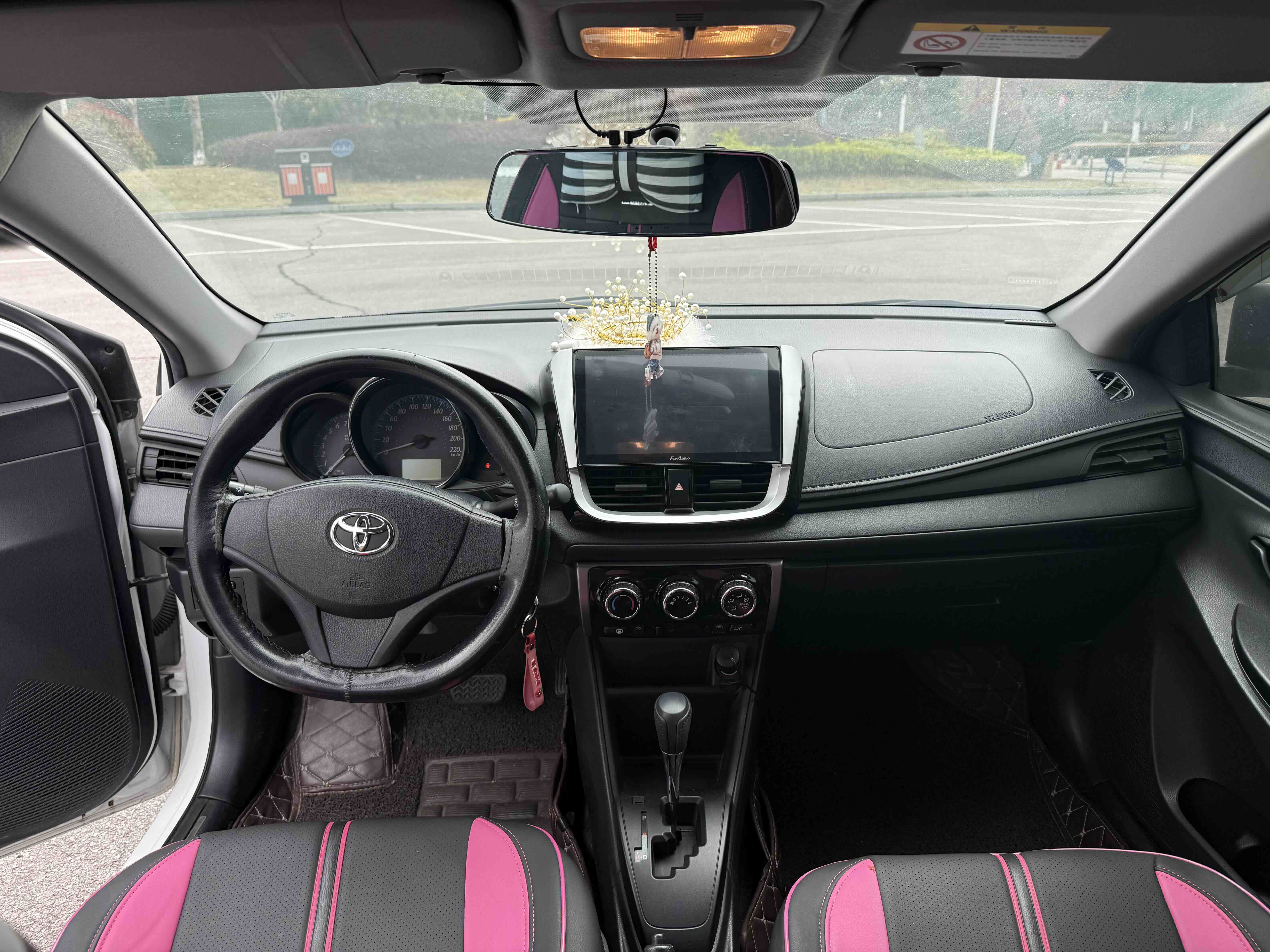 Toyota Yaris L Zhixuan 2018 immagine di auto #9