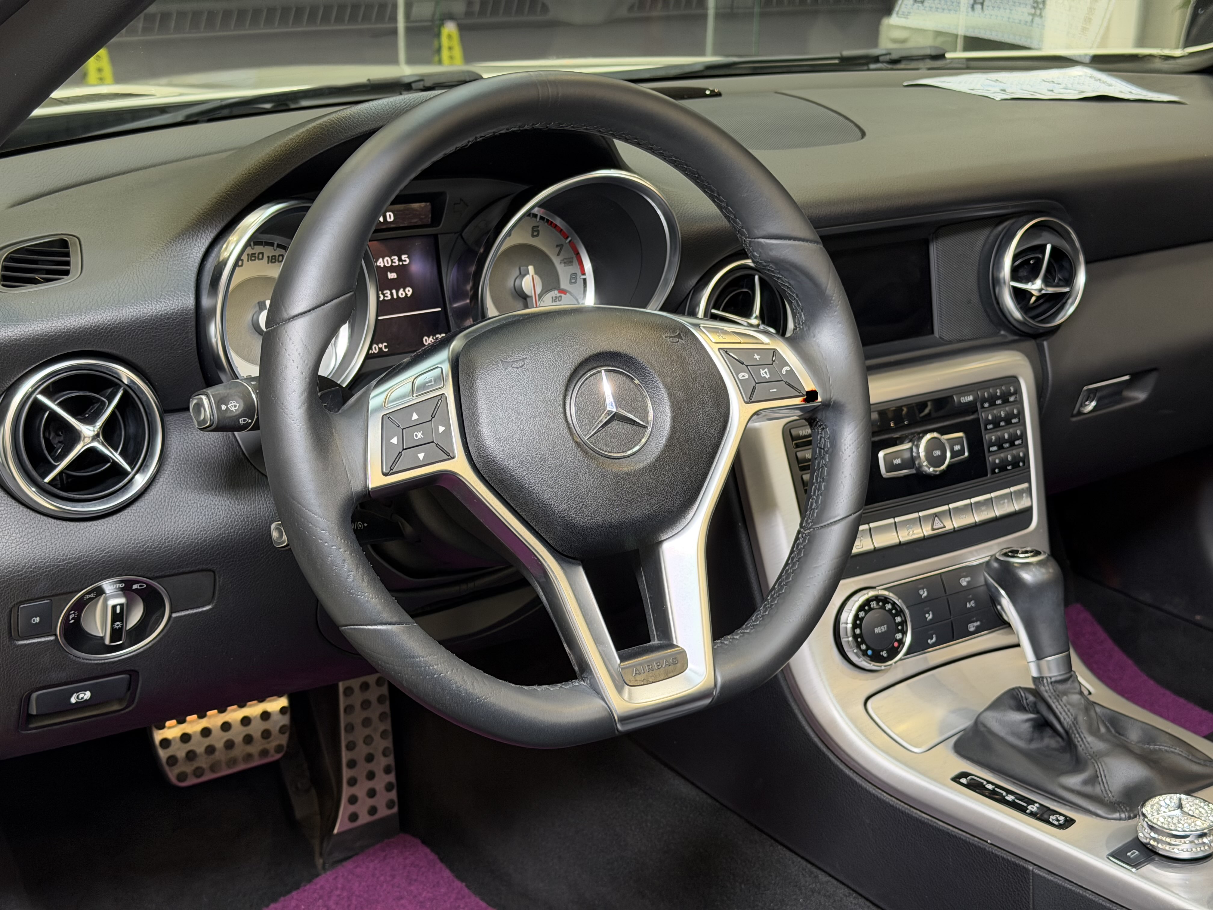 Mercedes-Benz SLK Class 2014 car image #9
