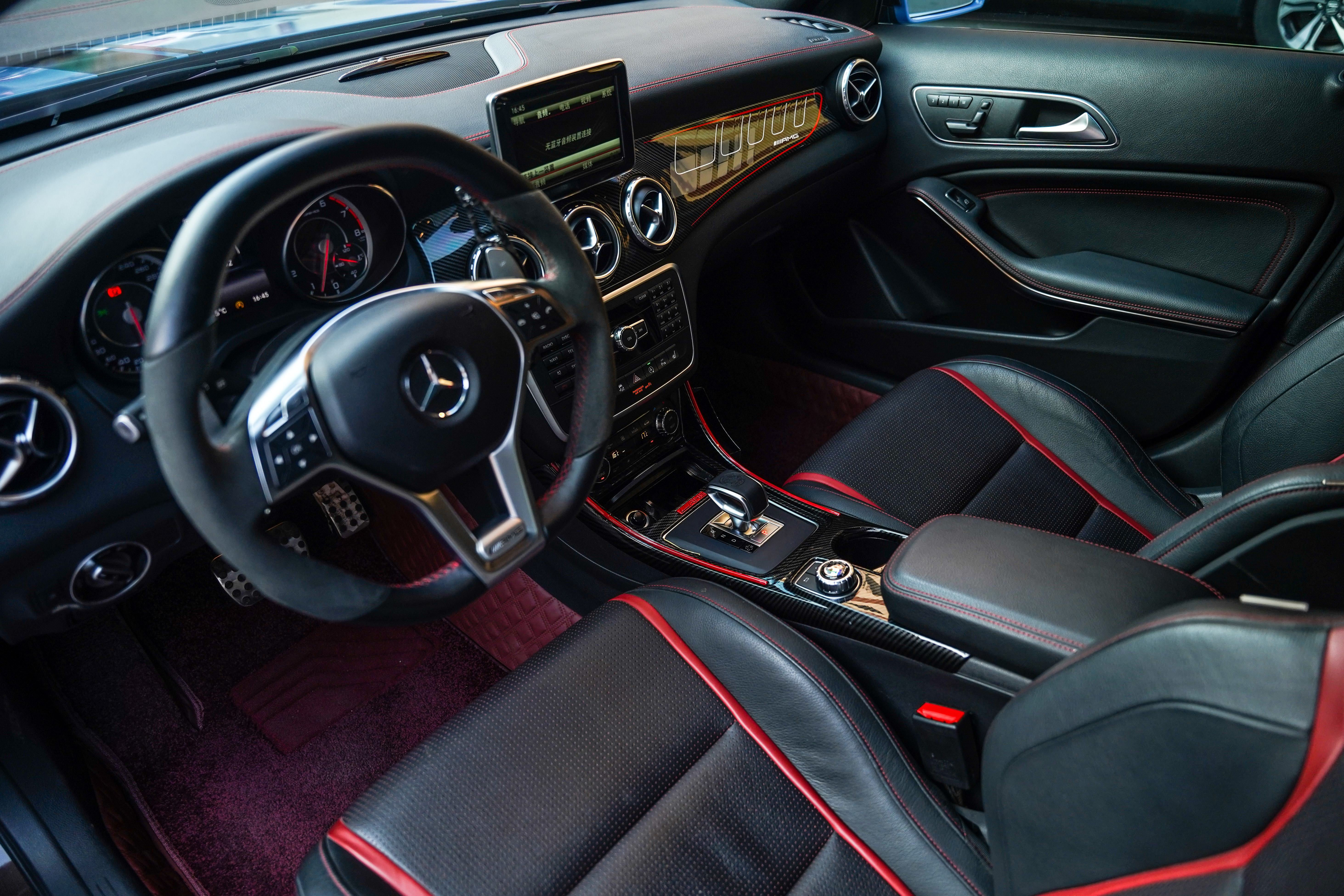 Mercedes-Benz GLA AMG 2017 #9 Mercedes-Benz GLA AMG 2017 car image #9