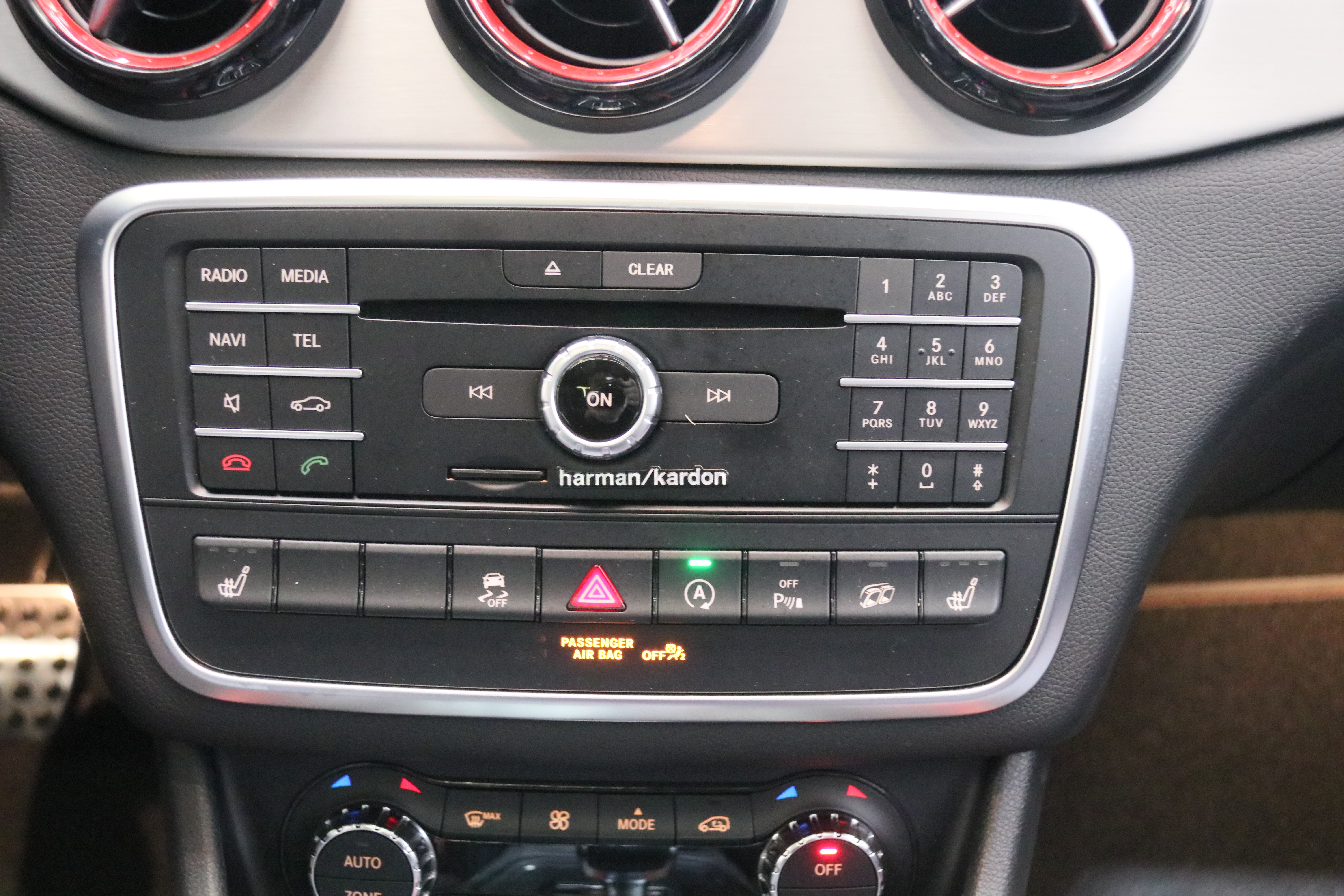 Mercedes-Benz GLA AMG 2017 car image #9