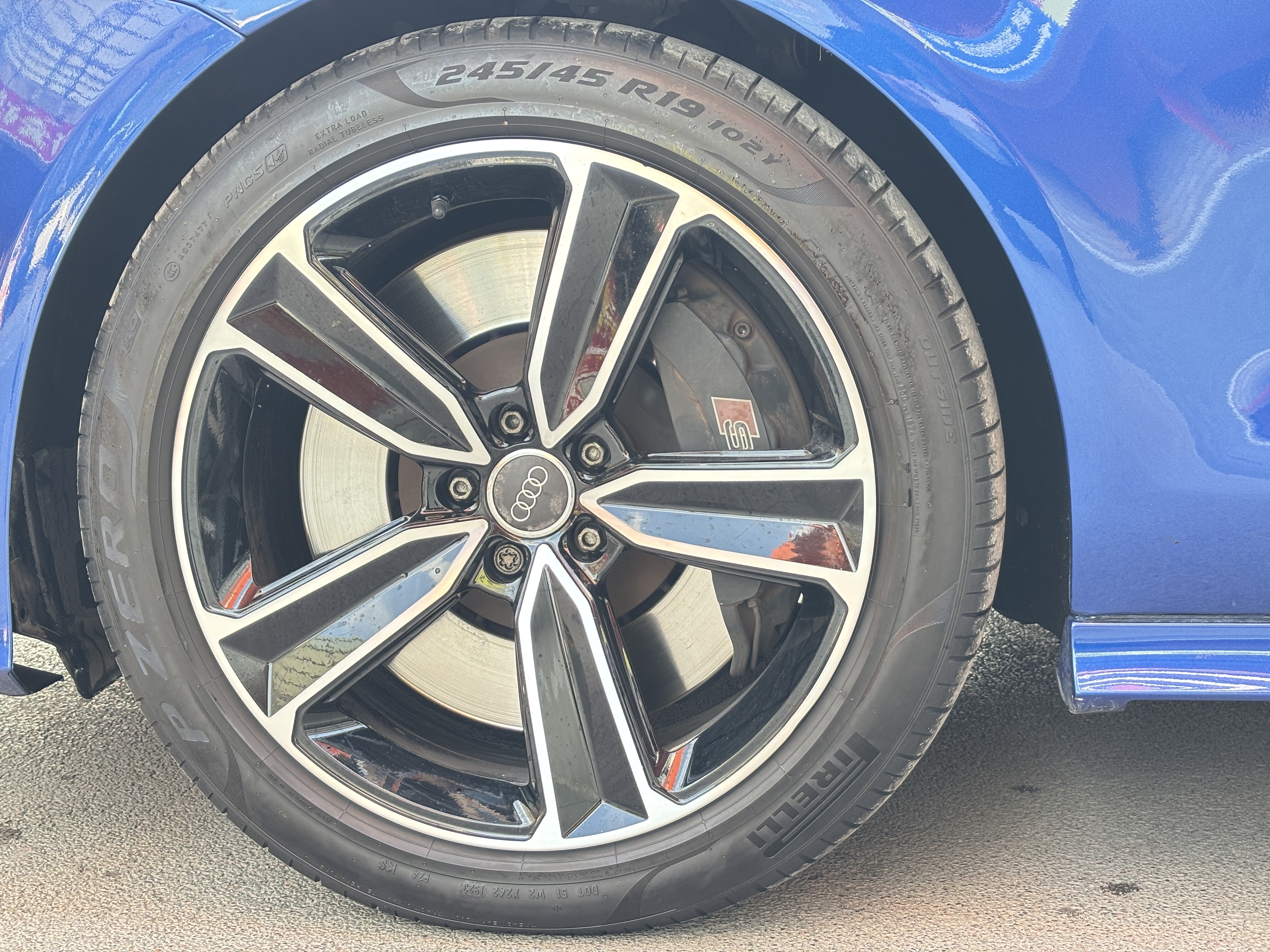 Audi S7 2015 car image #9