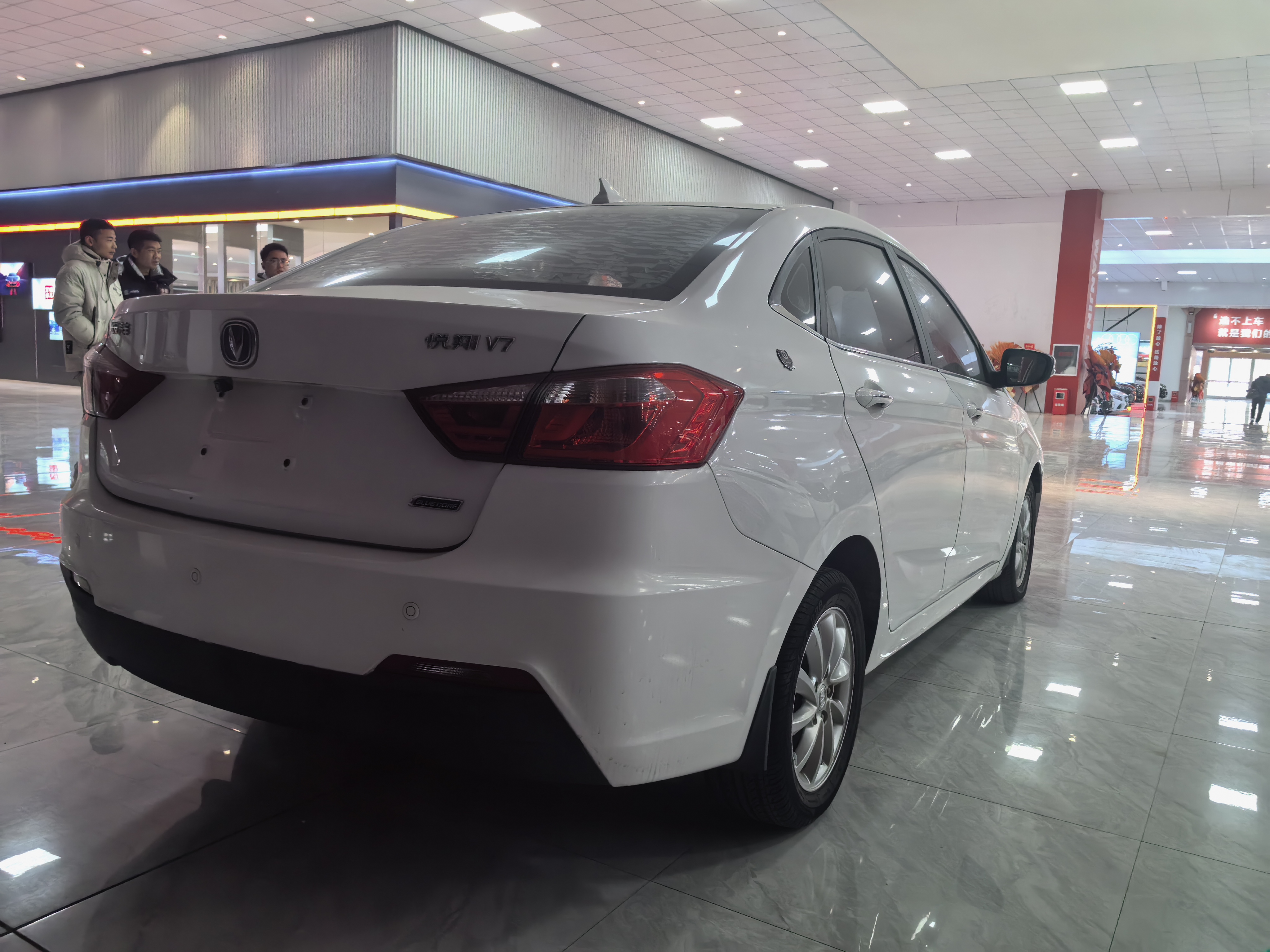 Changan Alsvin V7 2017 car image #9