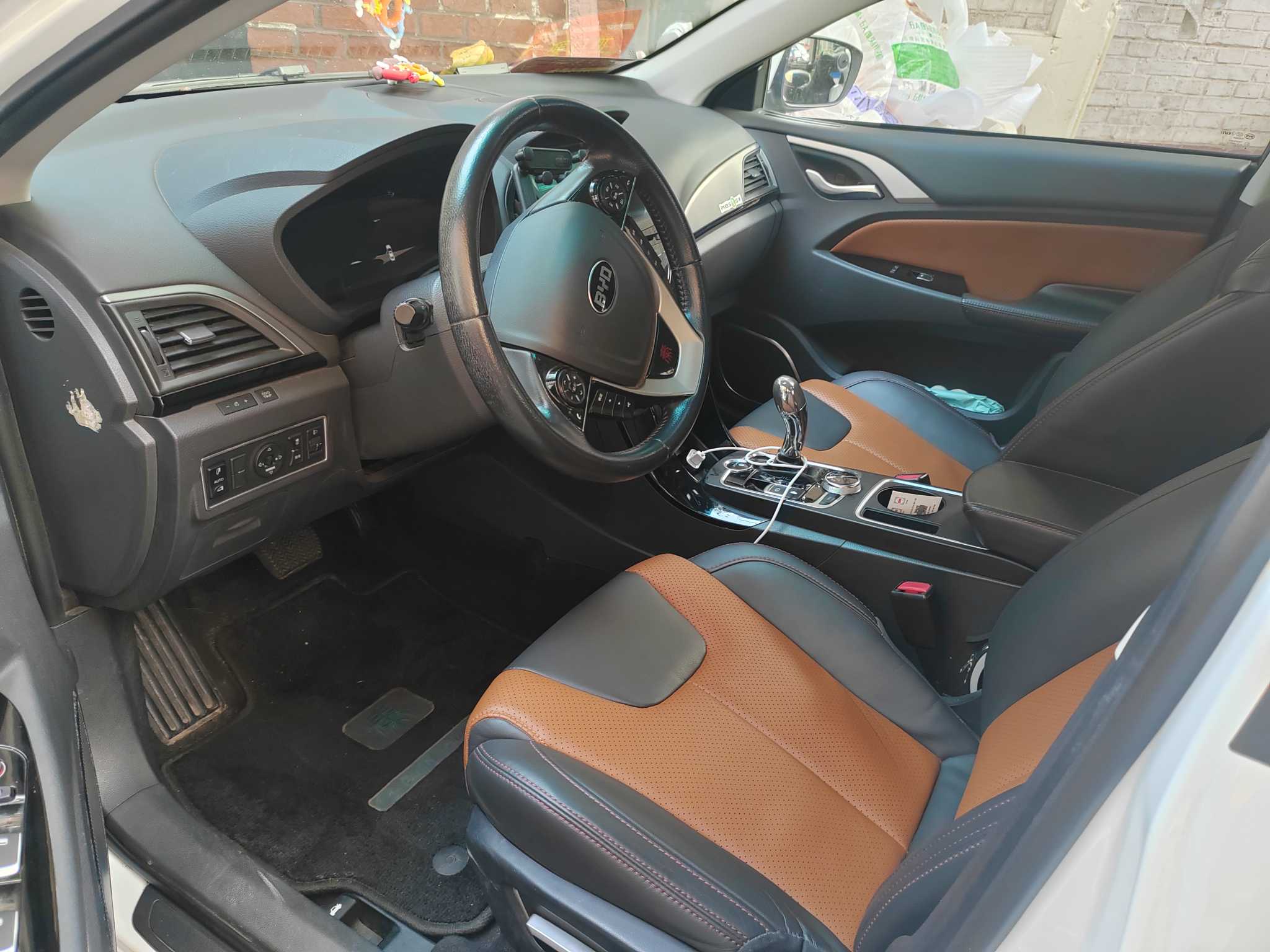 BYD Qin New Energy 2016 #9 BYD Qin New Energy 2016 car image #9