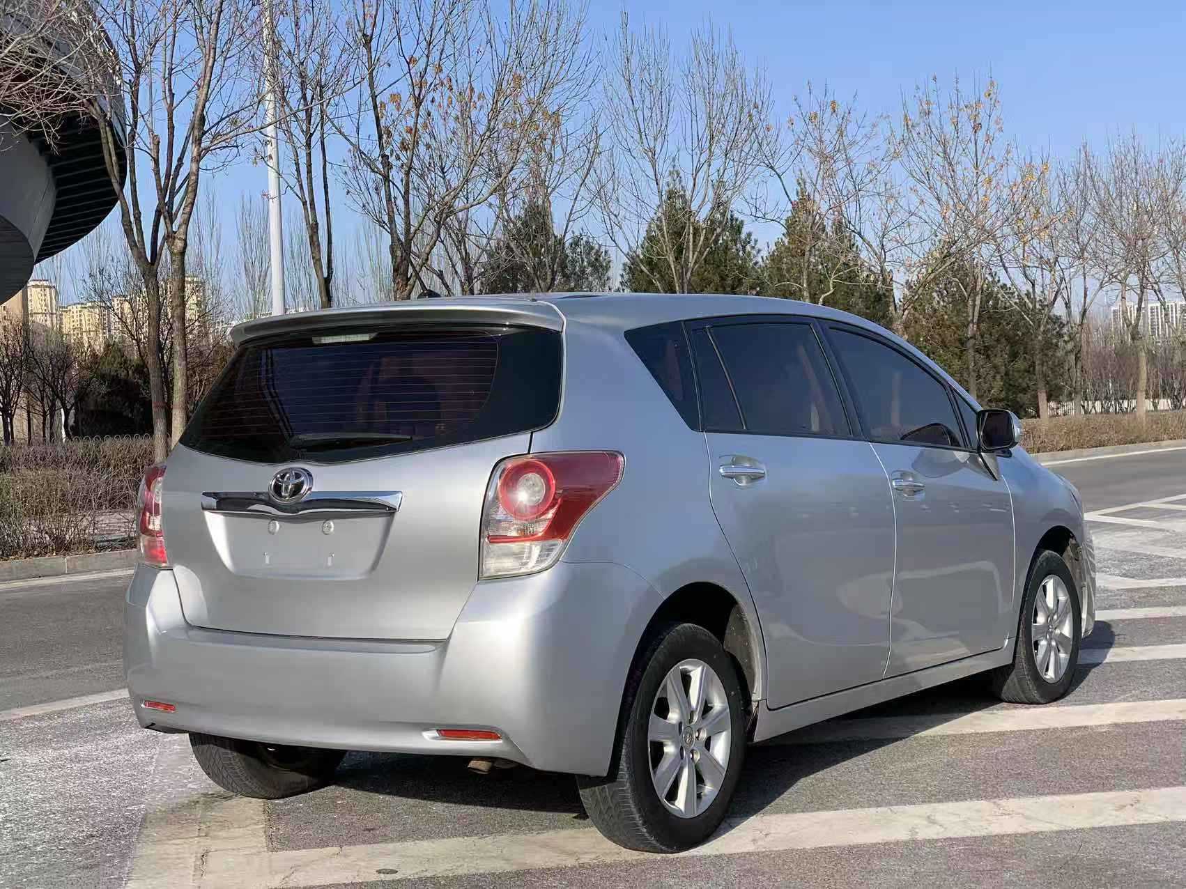 Toyota Verso 2012 car image #9