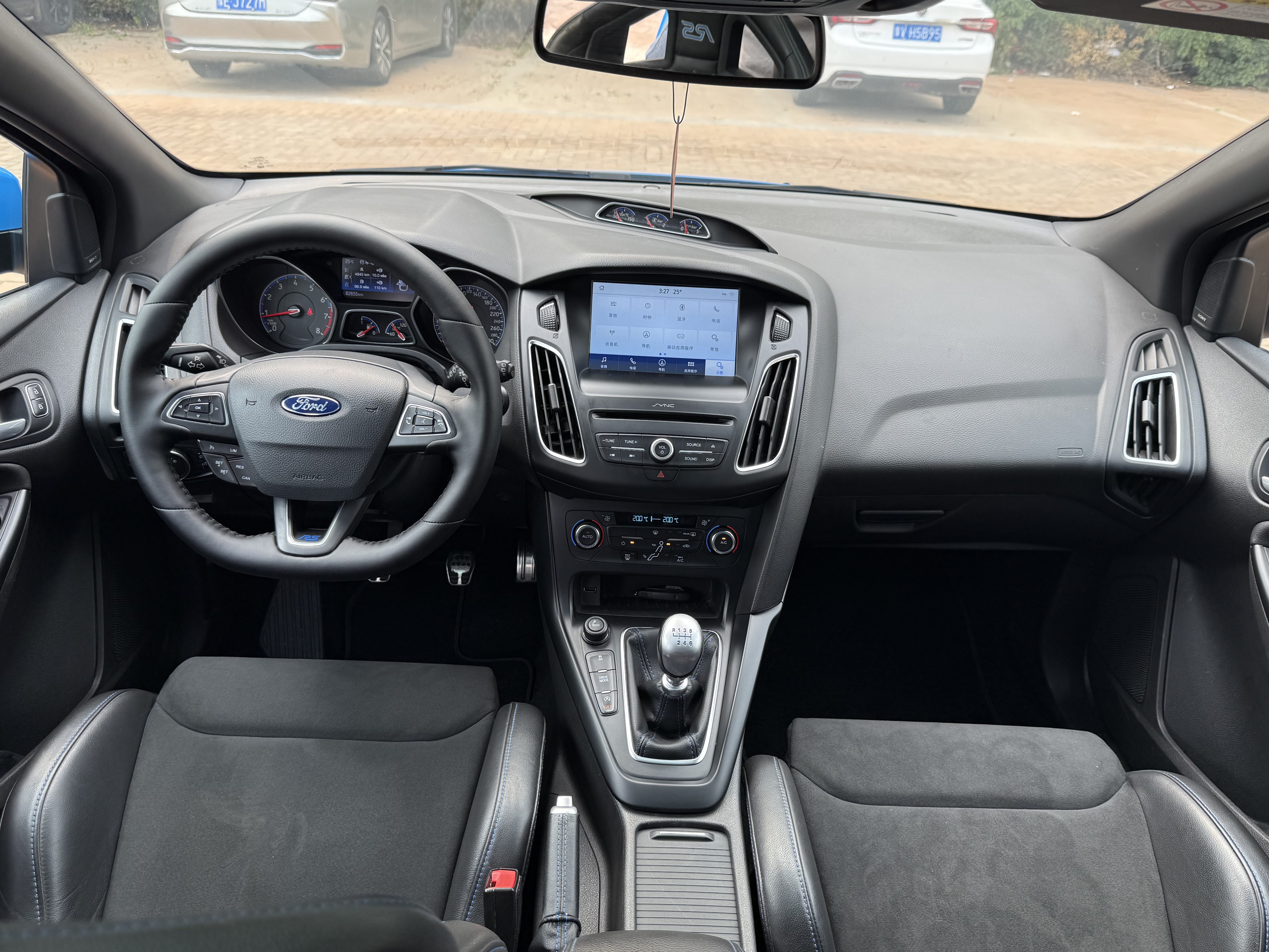 Ford Focus (Imported) 2017 car image #9