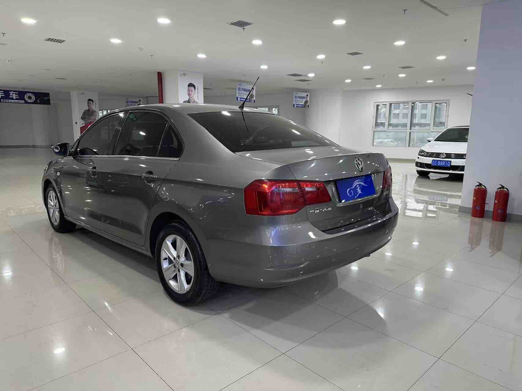 Jetta 2013 #9 Jetta 2013 car image #9