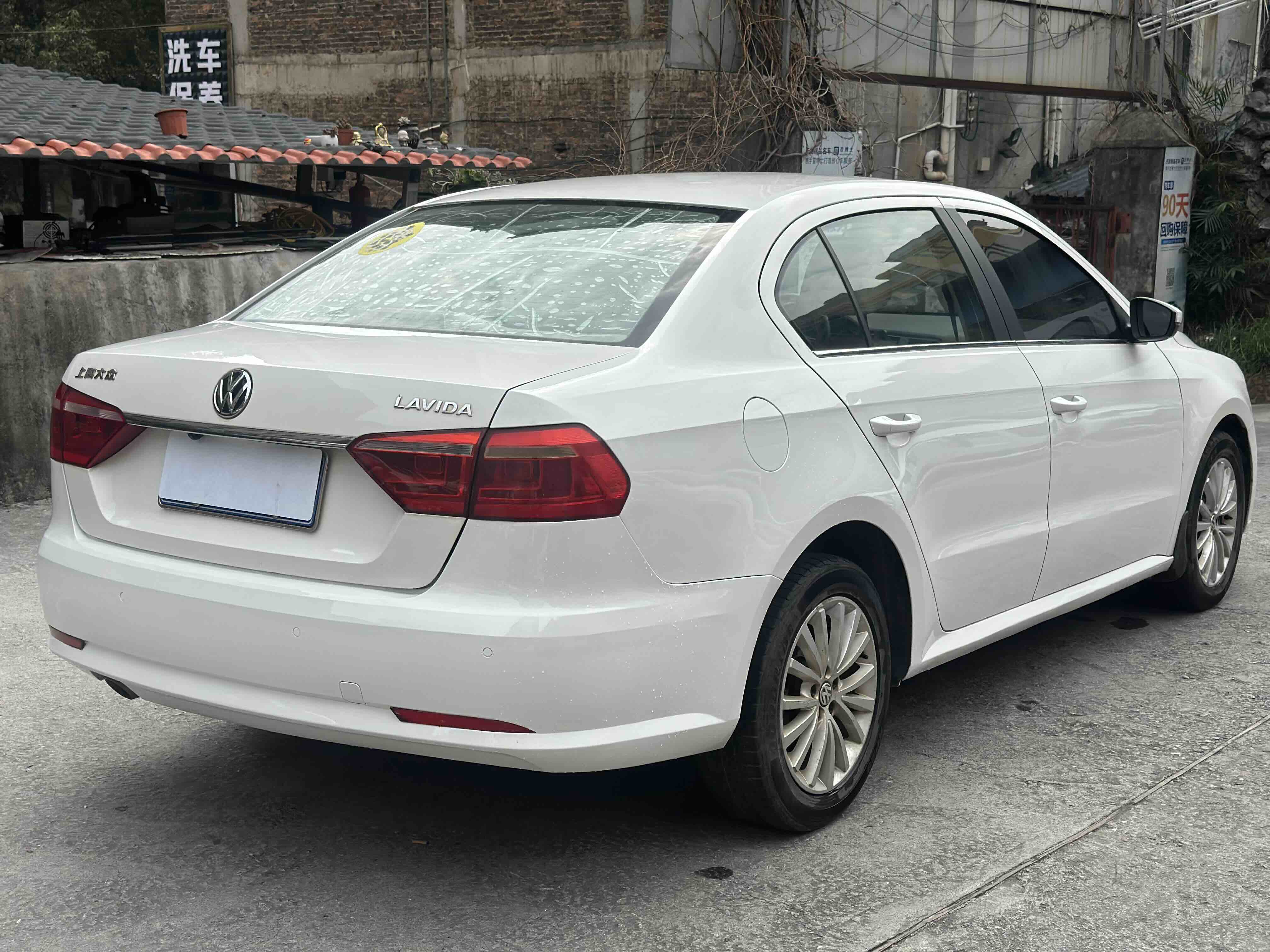Volkswagen Lavida 2013 car image #9