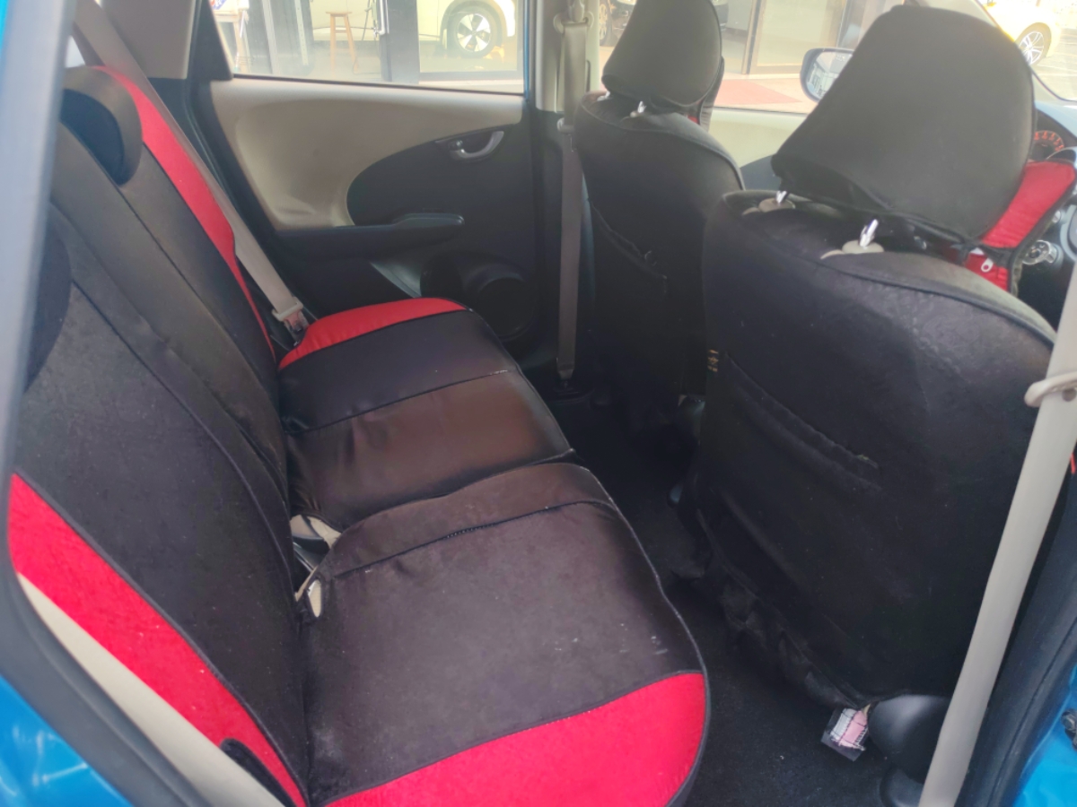 Honda Fit 2014 car image #9