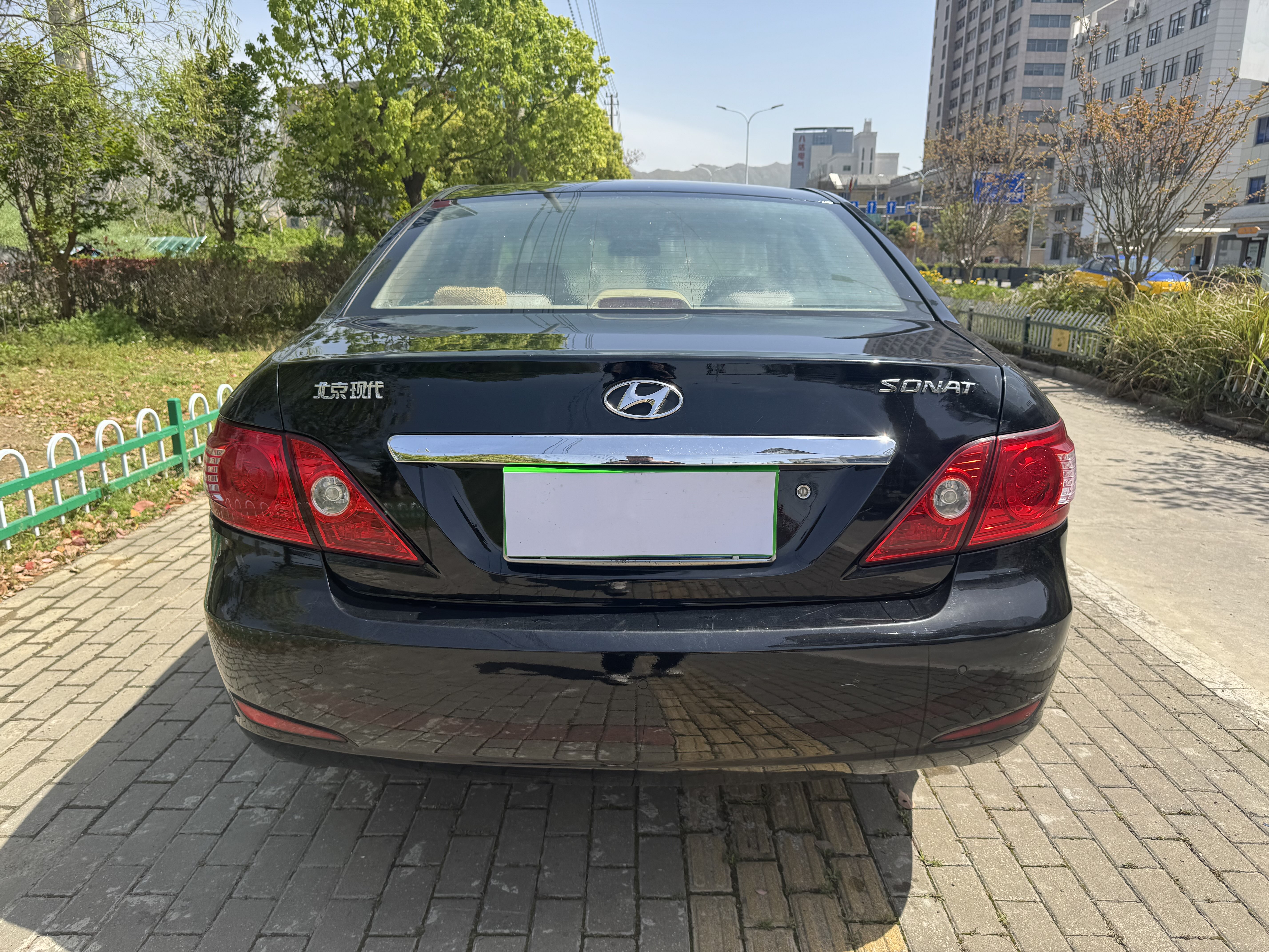 Hyundai Sonata NFC 2011 immagine di auto #9