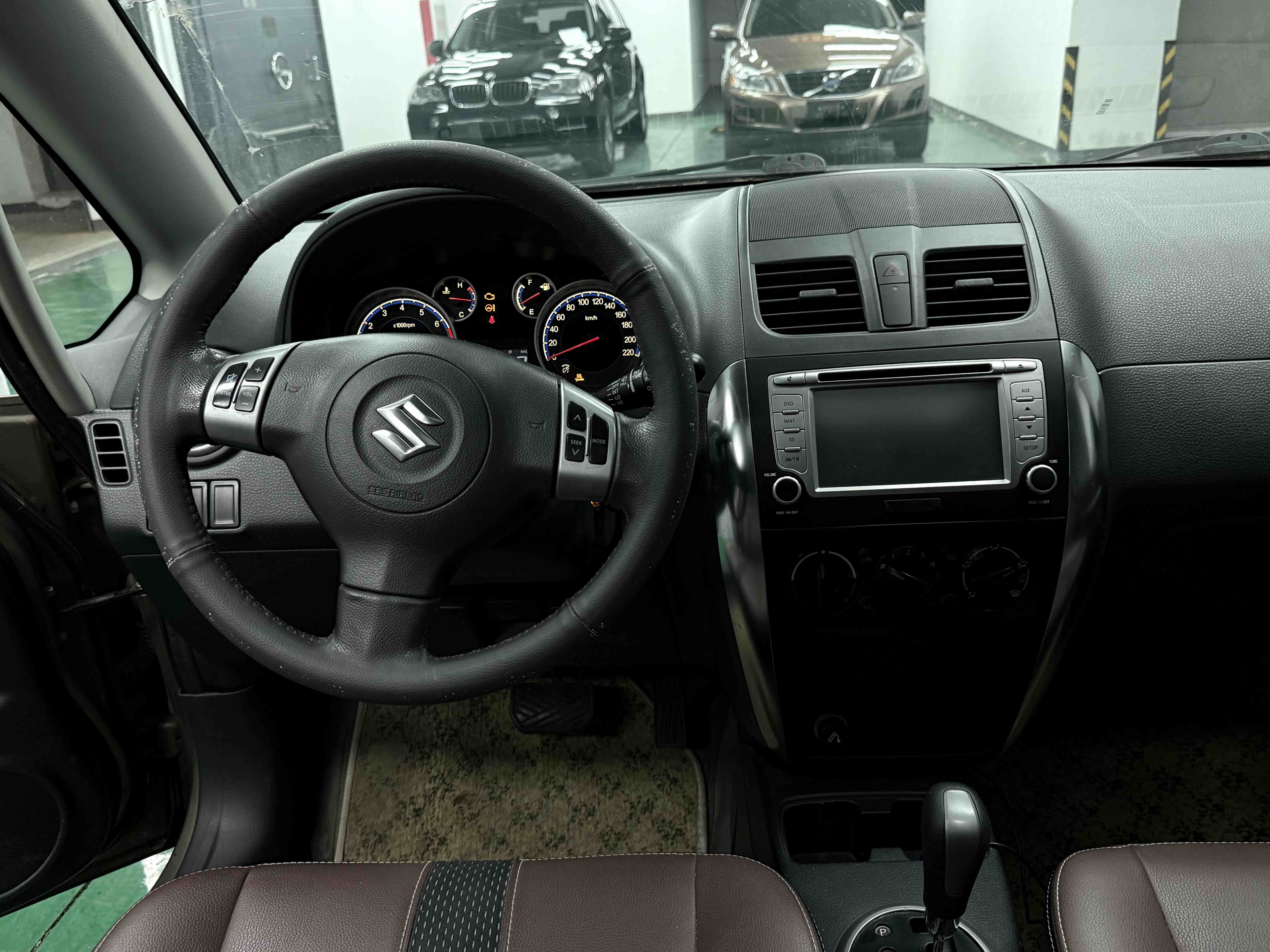 Suzuki SX4 Sedan 2012 imagem de carro #9