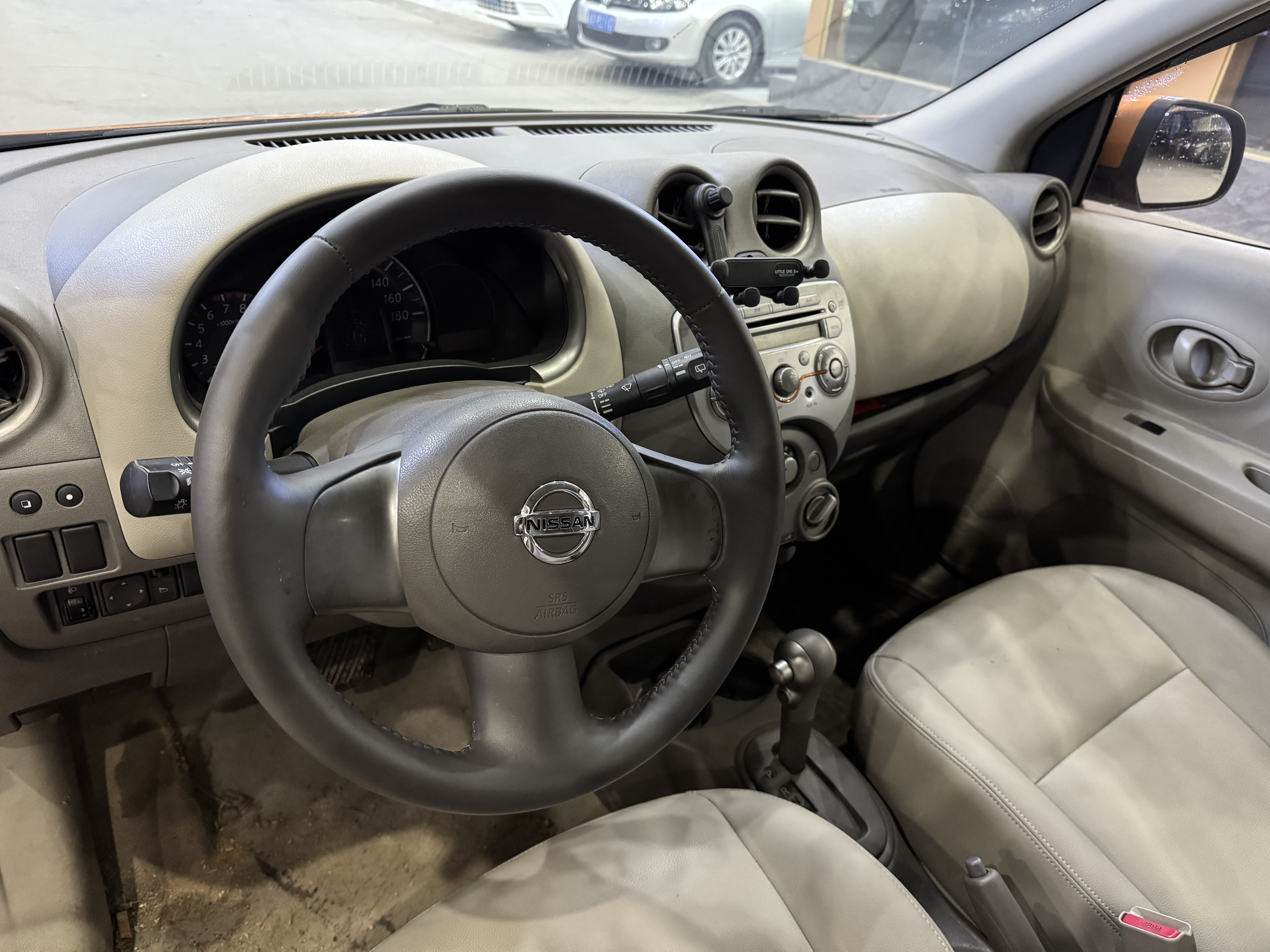 日产 玛驰 2011 汽车图片 #9