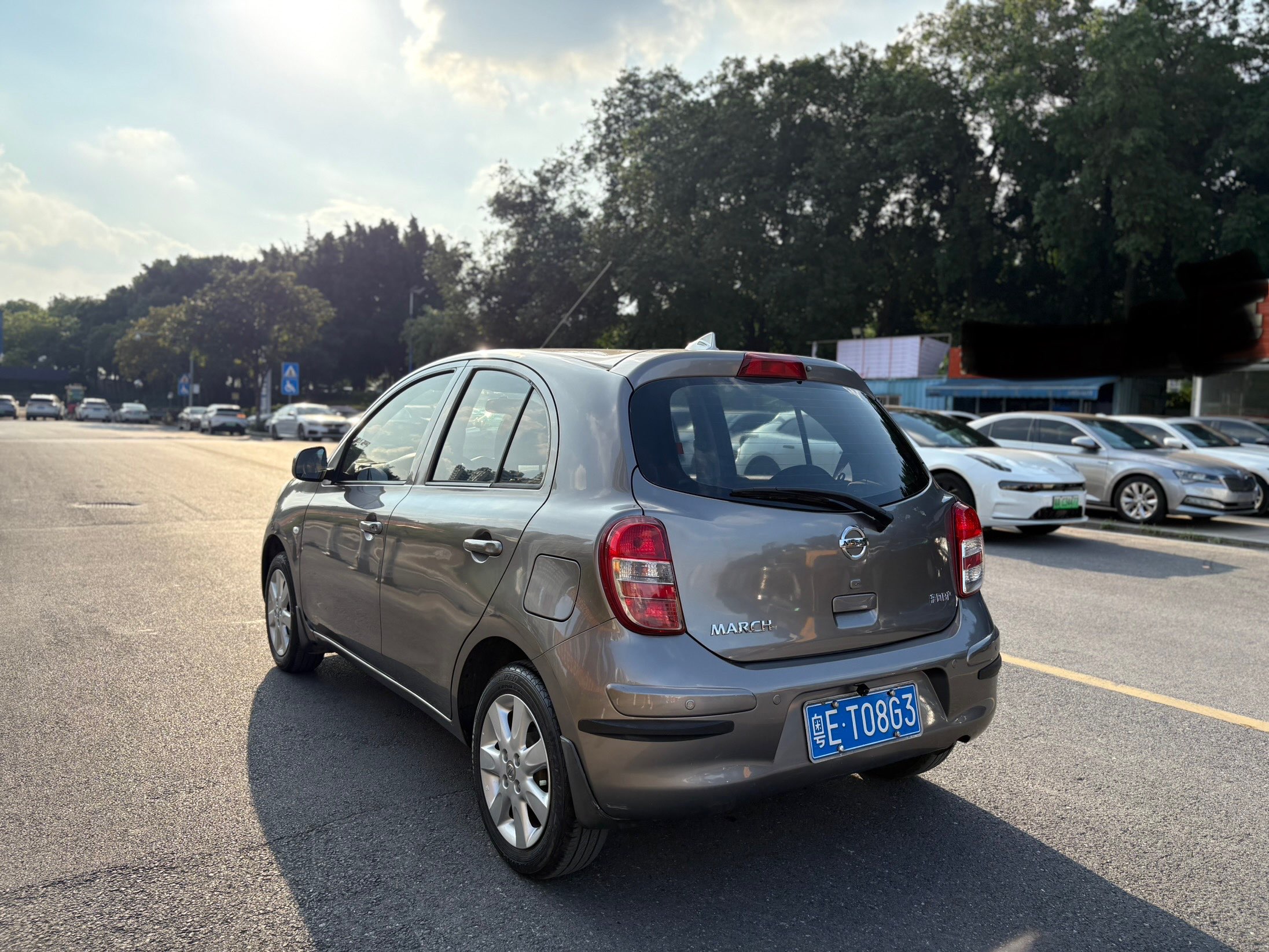 日产 玛驰 2010 汽车图片 #9