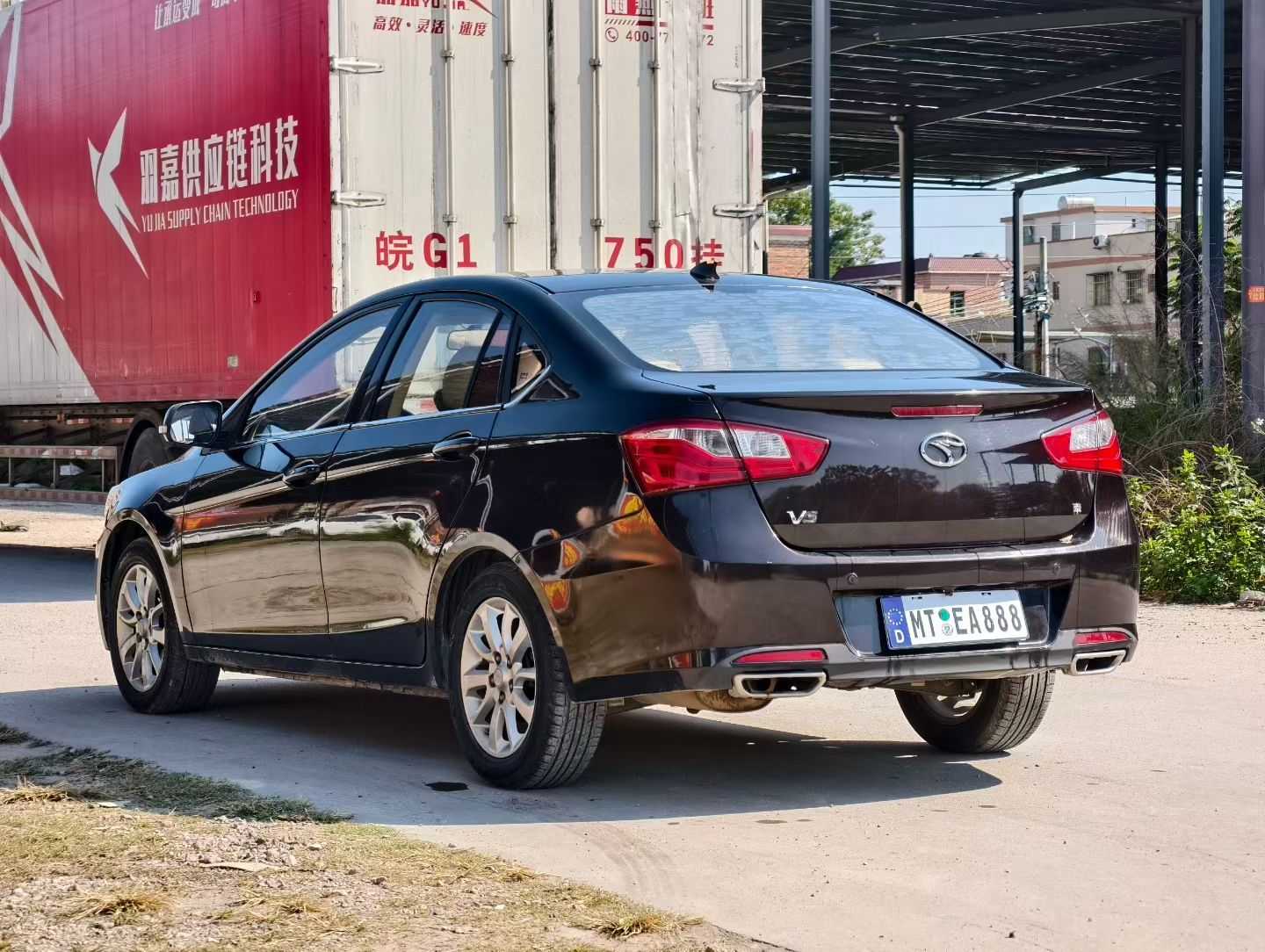 Soueast V5 Lingzhi 2013 car image #9