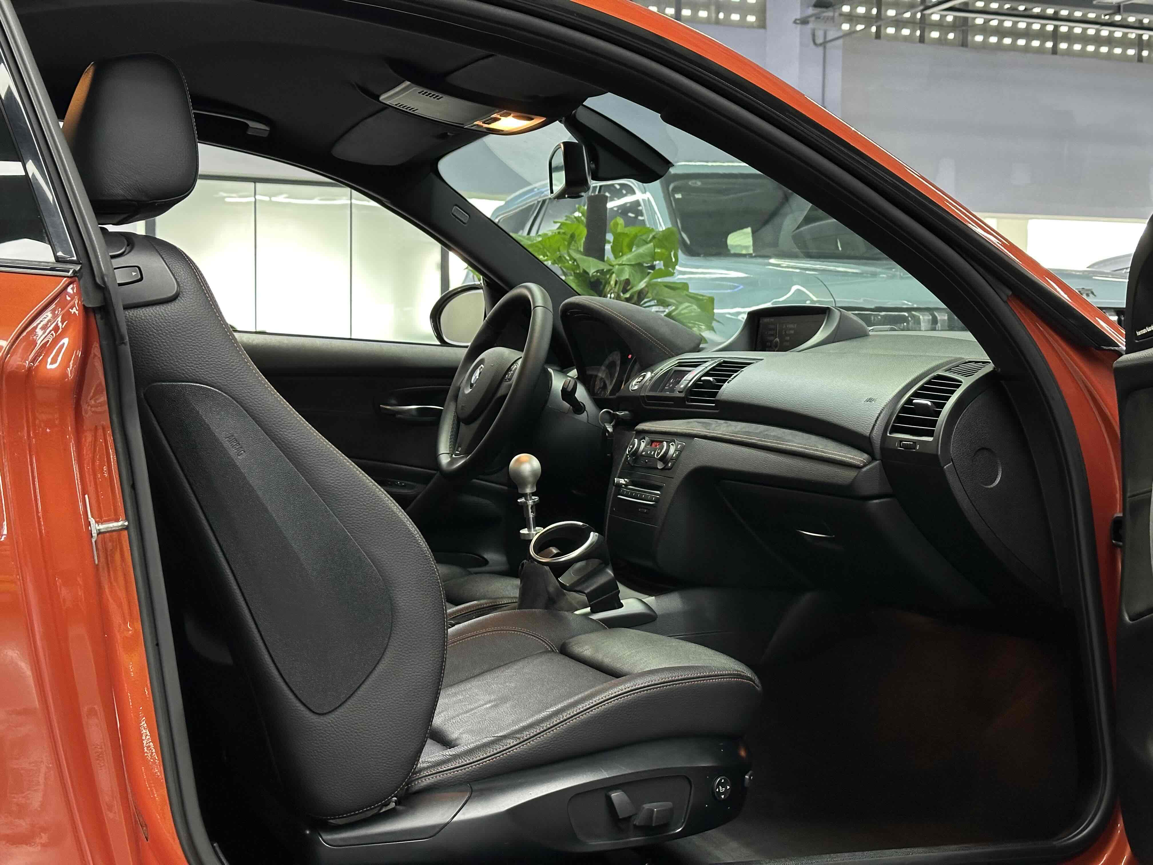 BMW 1 Series M 2013 car image #9