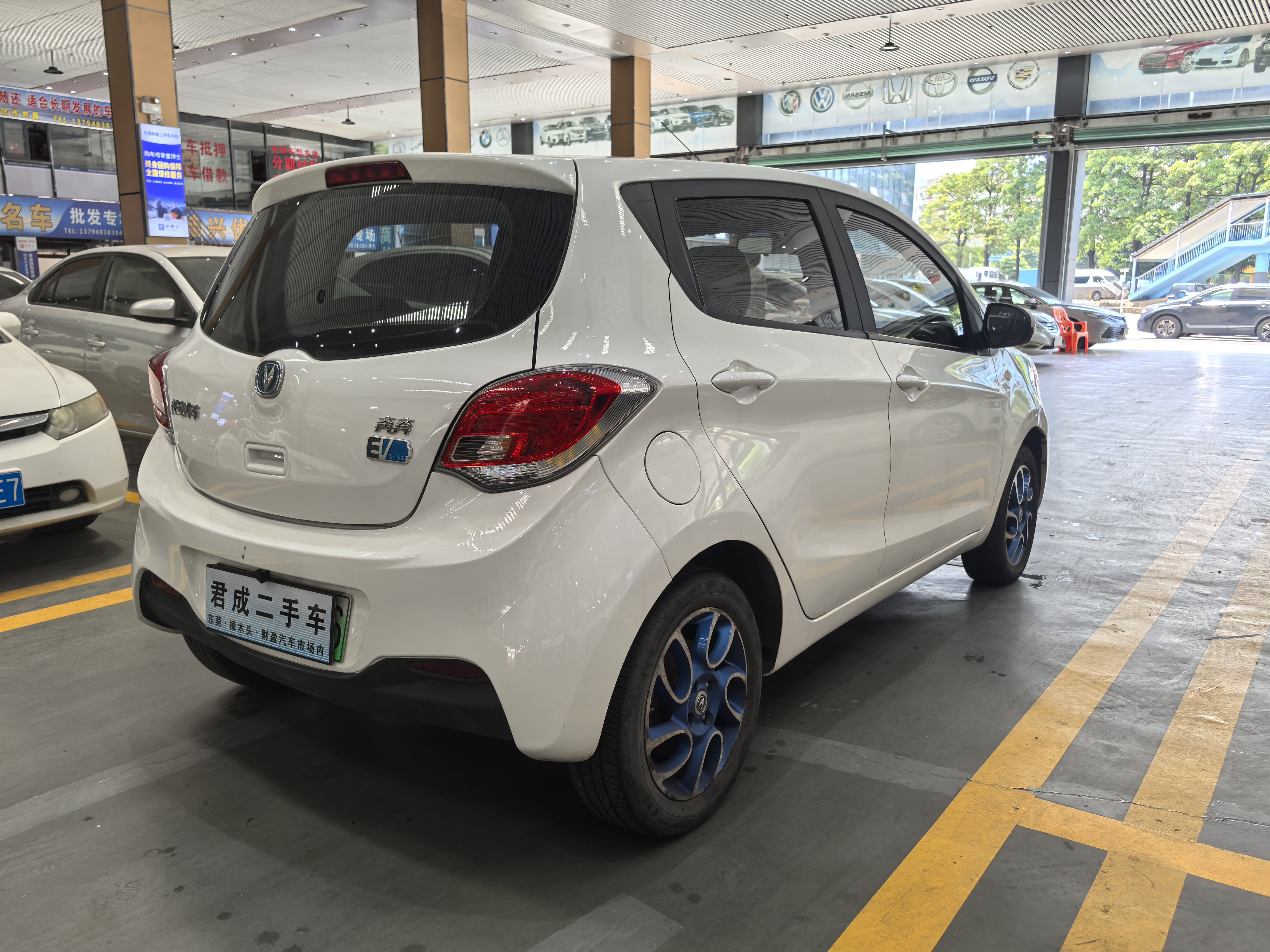 Changan BenBen EV 2017 car image #9