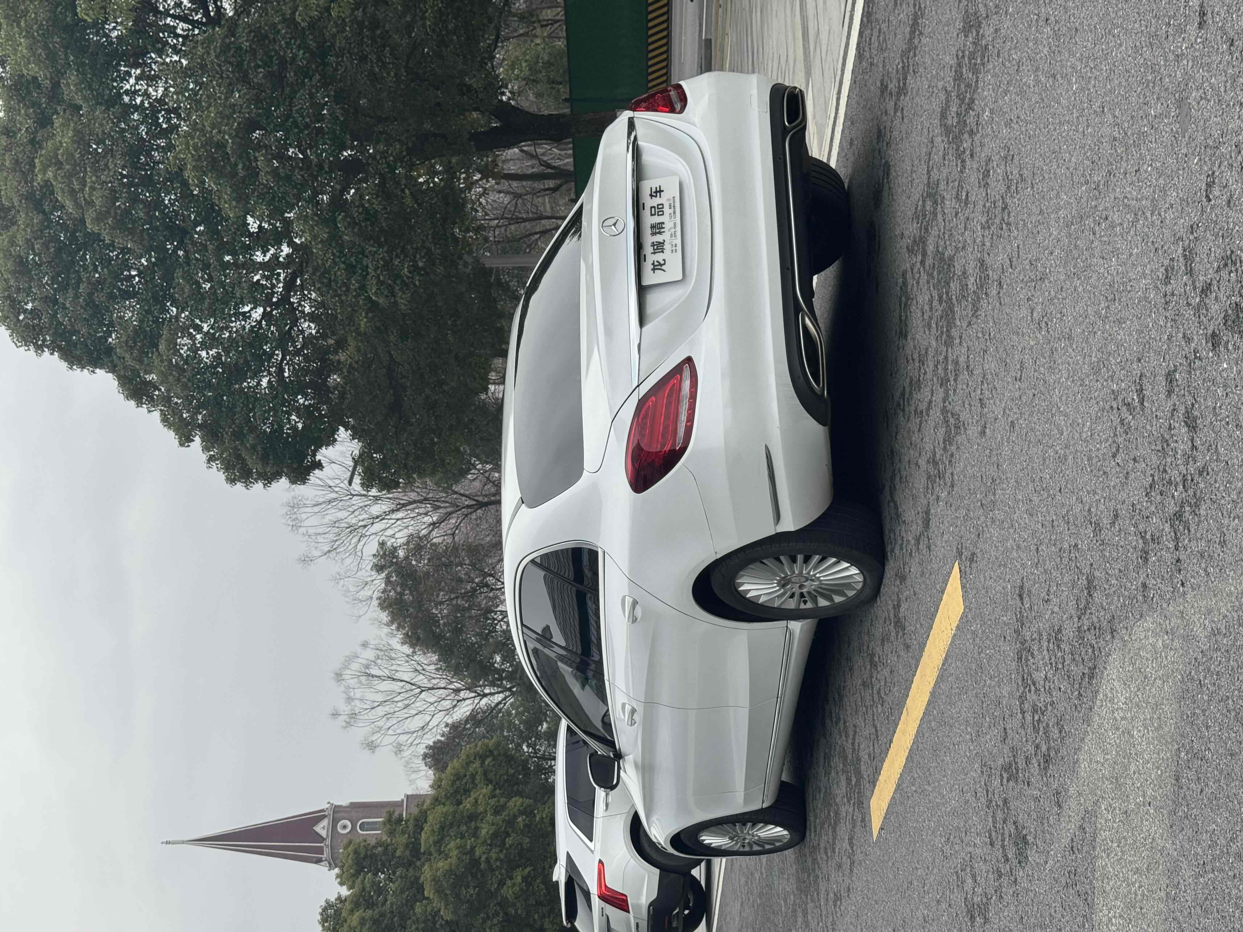 Mercedes-Benz C Class 2017 car image #9