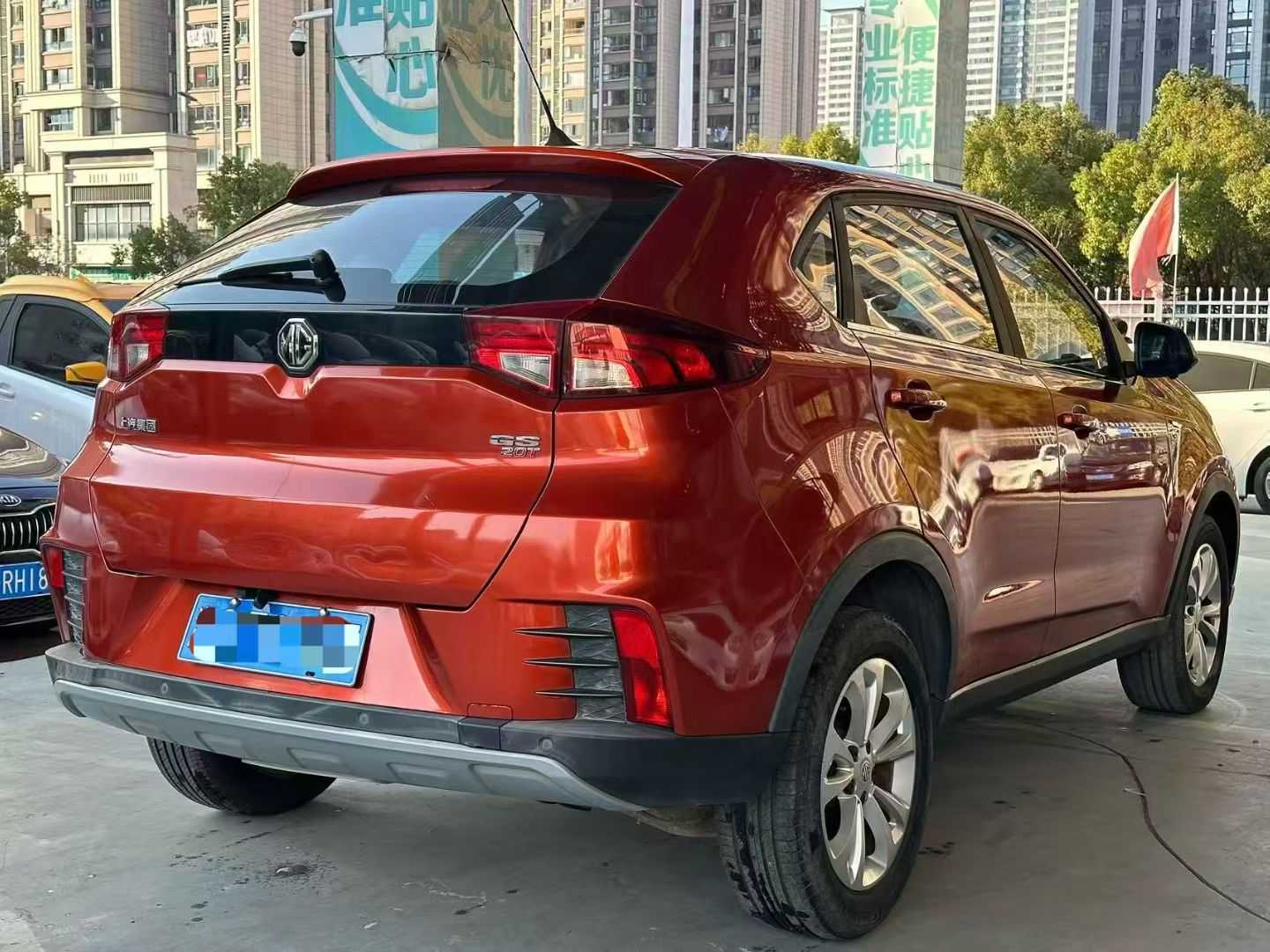 MG GS 2017 car image #9