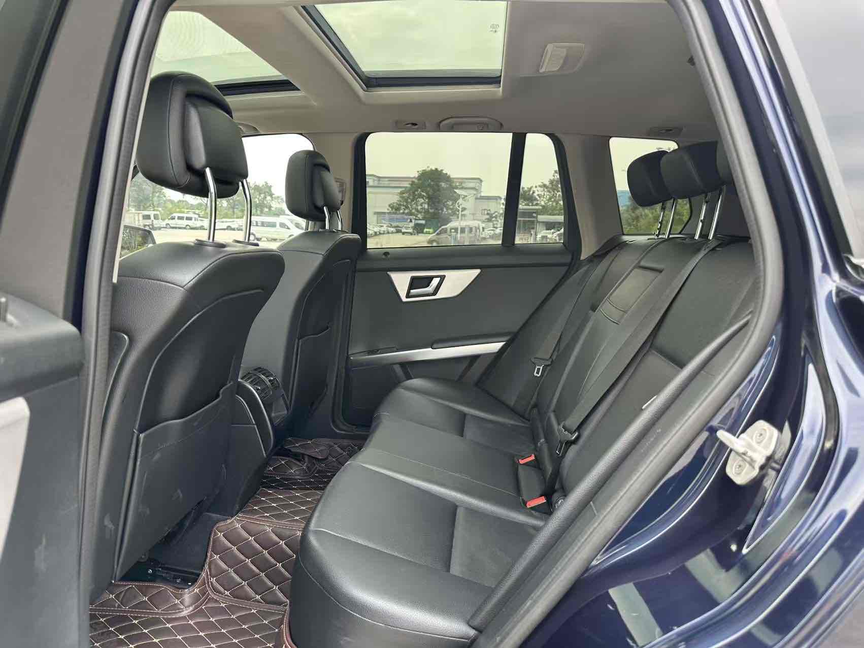 Mercedes-Benz GLK Class 2014 car image #9