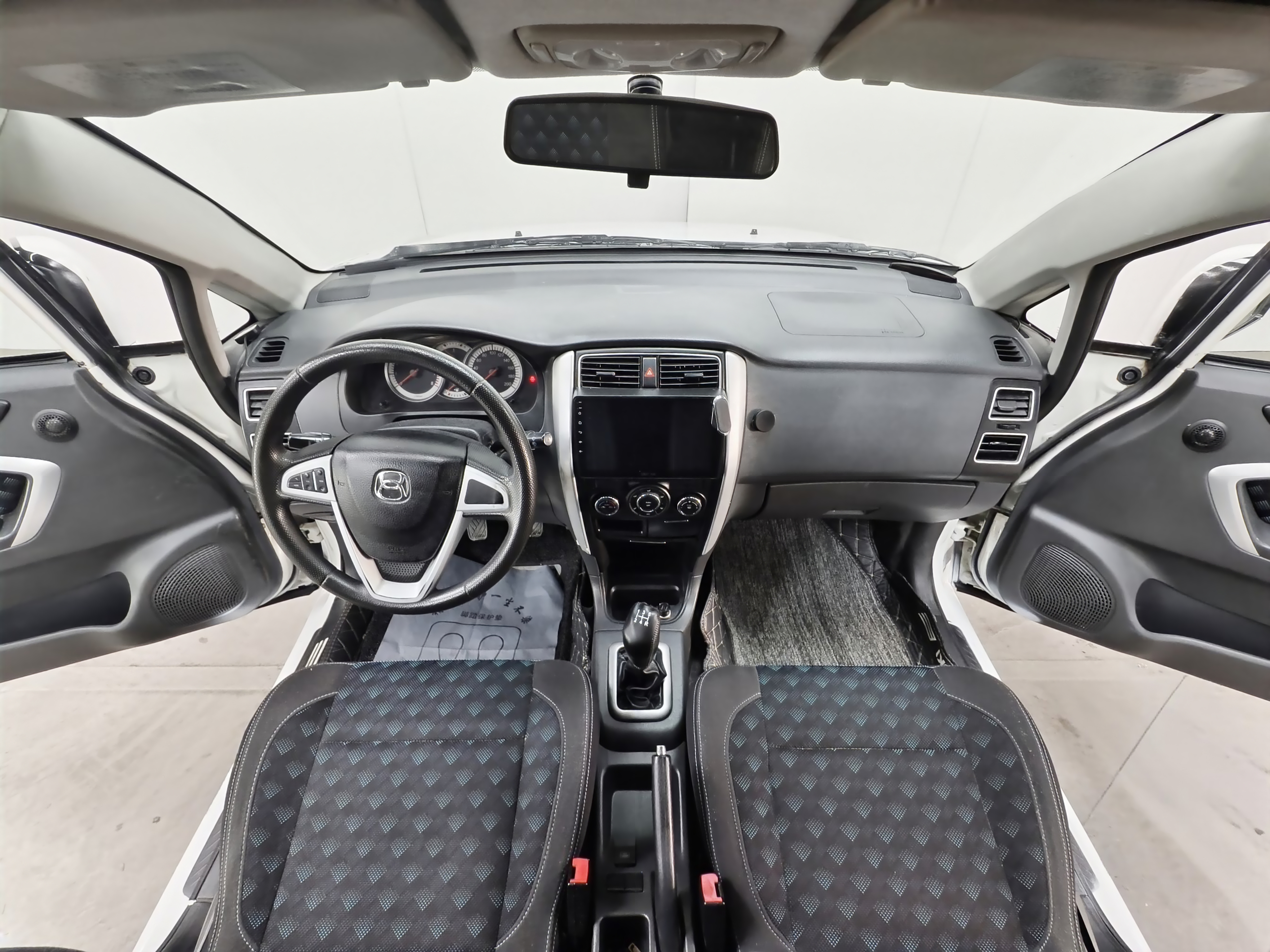 Suzuki Liana A6 2014 image de voiture #9