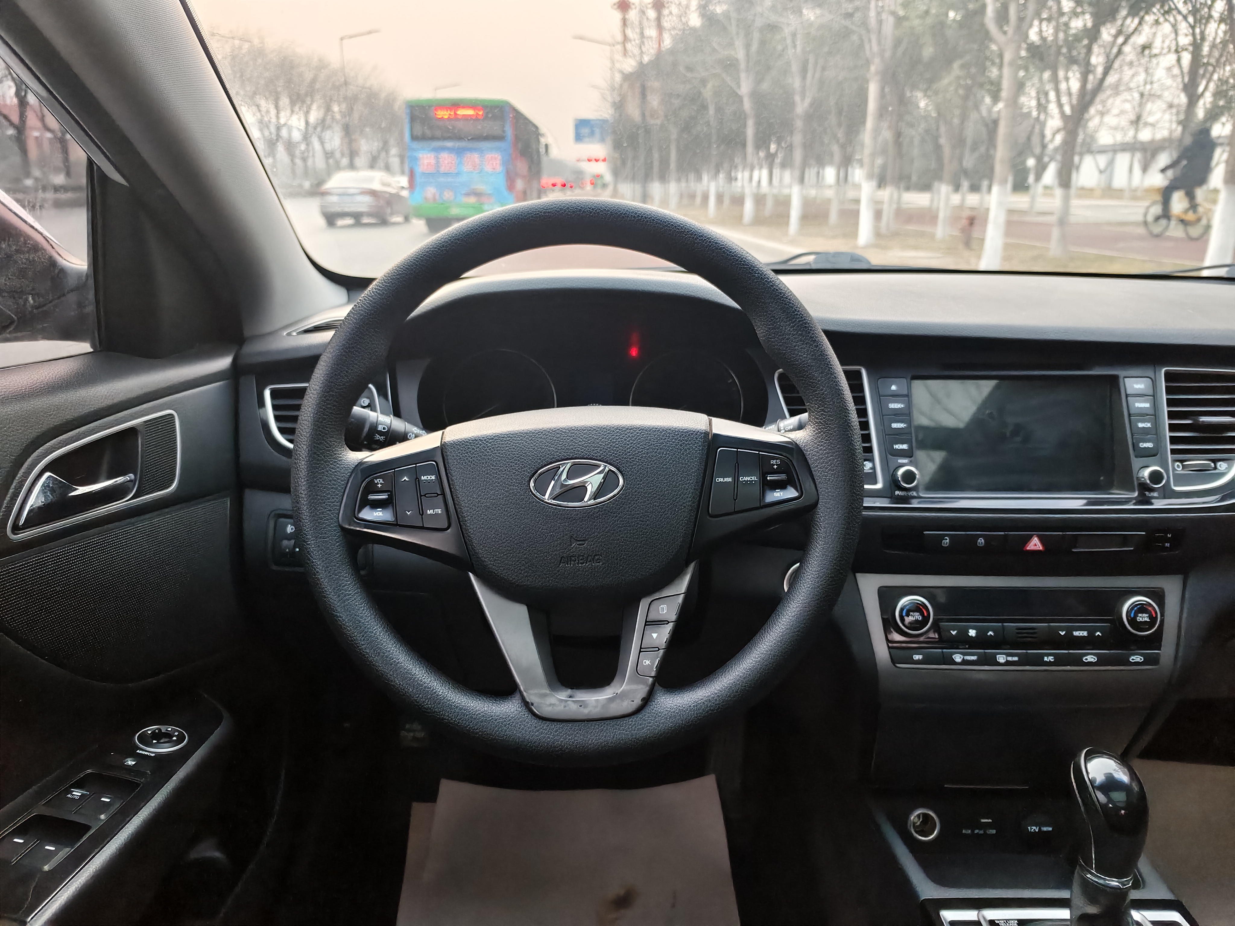 Hyundai Mistra 2015 #9 Hyundai Mistra 2015 car image #9