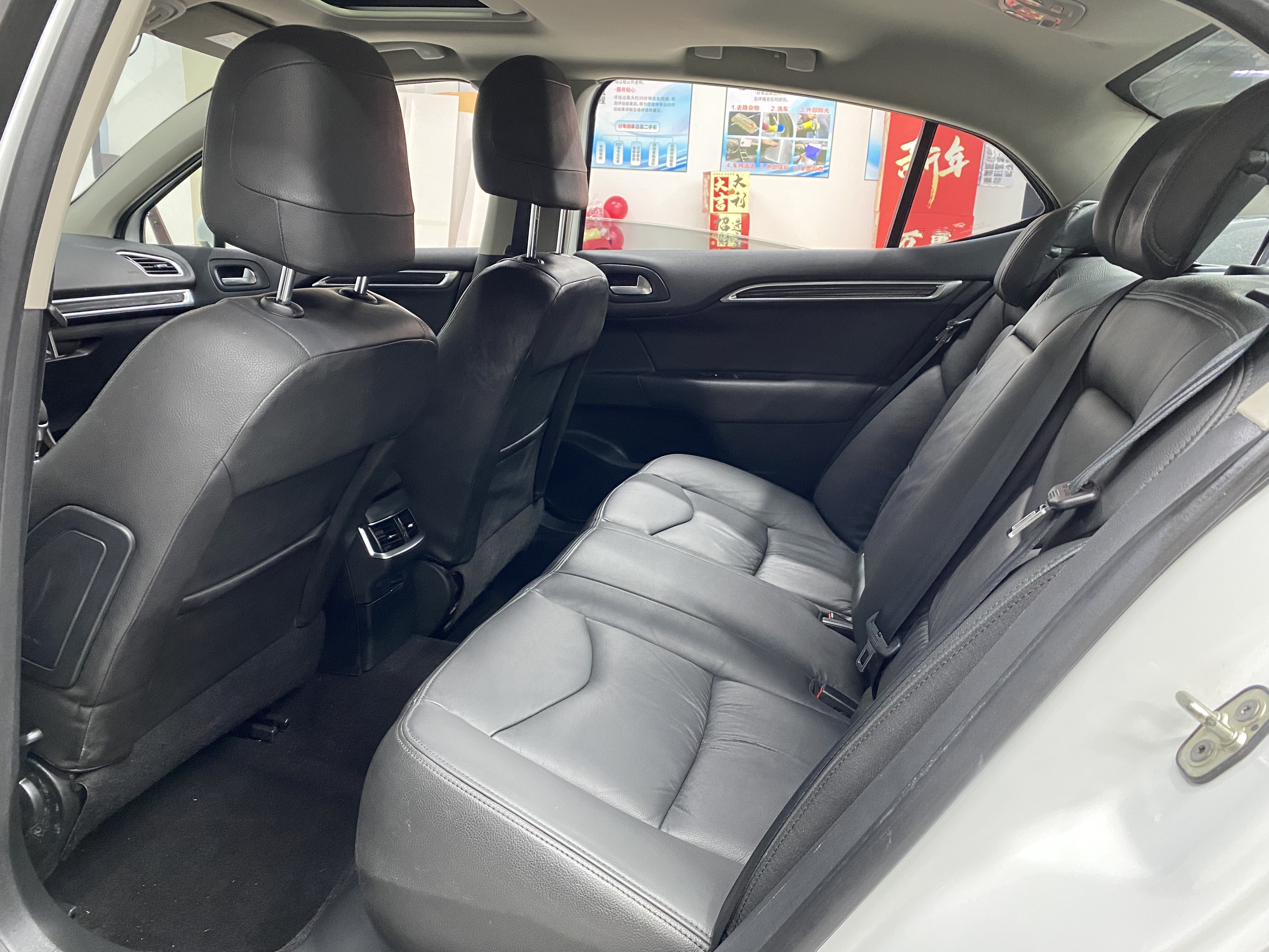 Citroen C4L 2014 car image #9