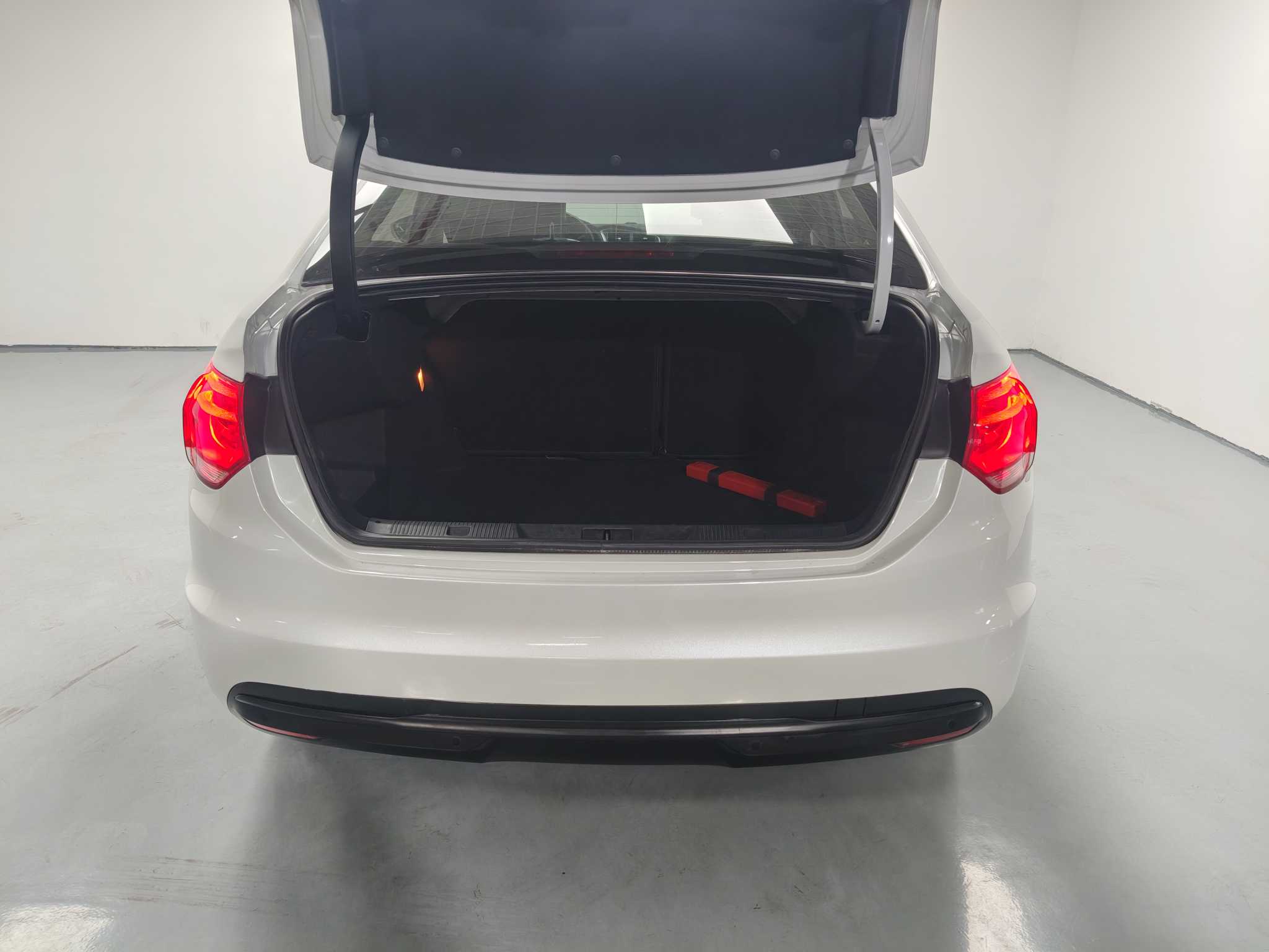 Citroen C4L 2014 car image #9