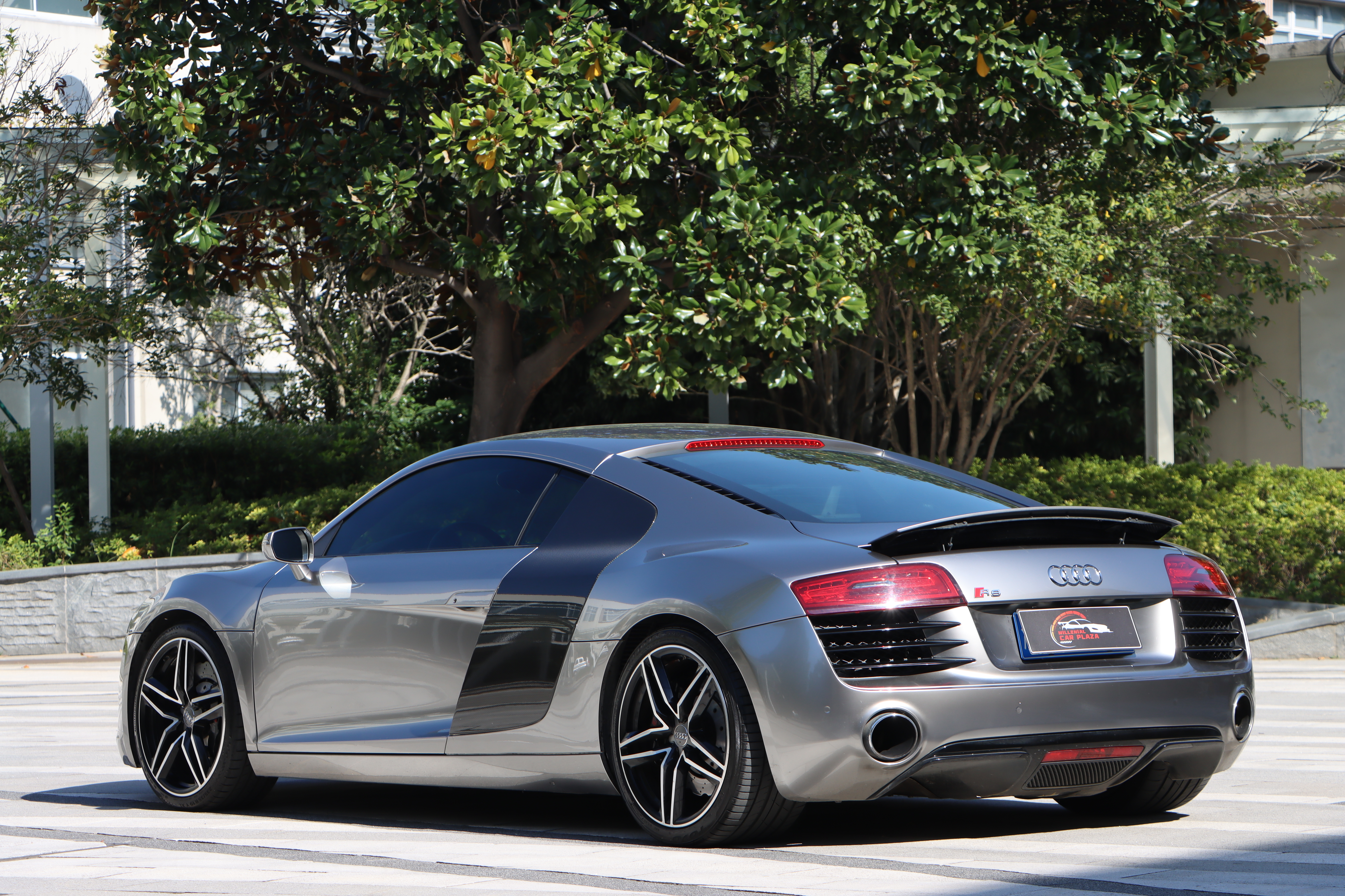 Audi R8 2016 car image #9