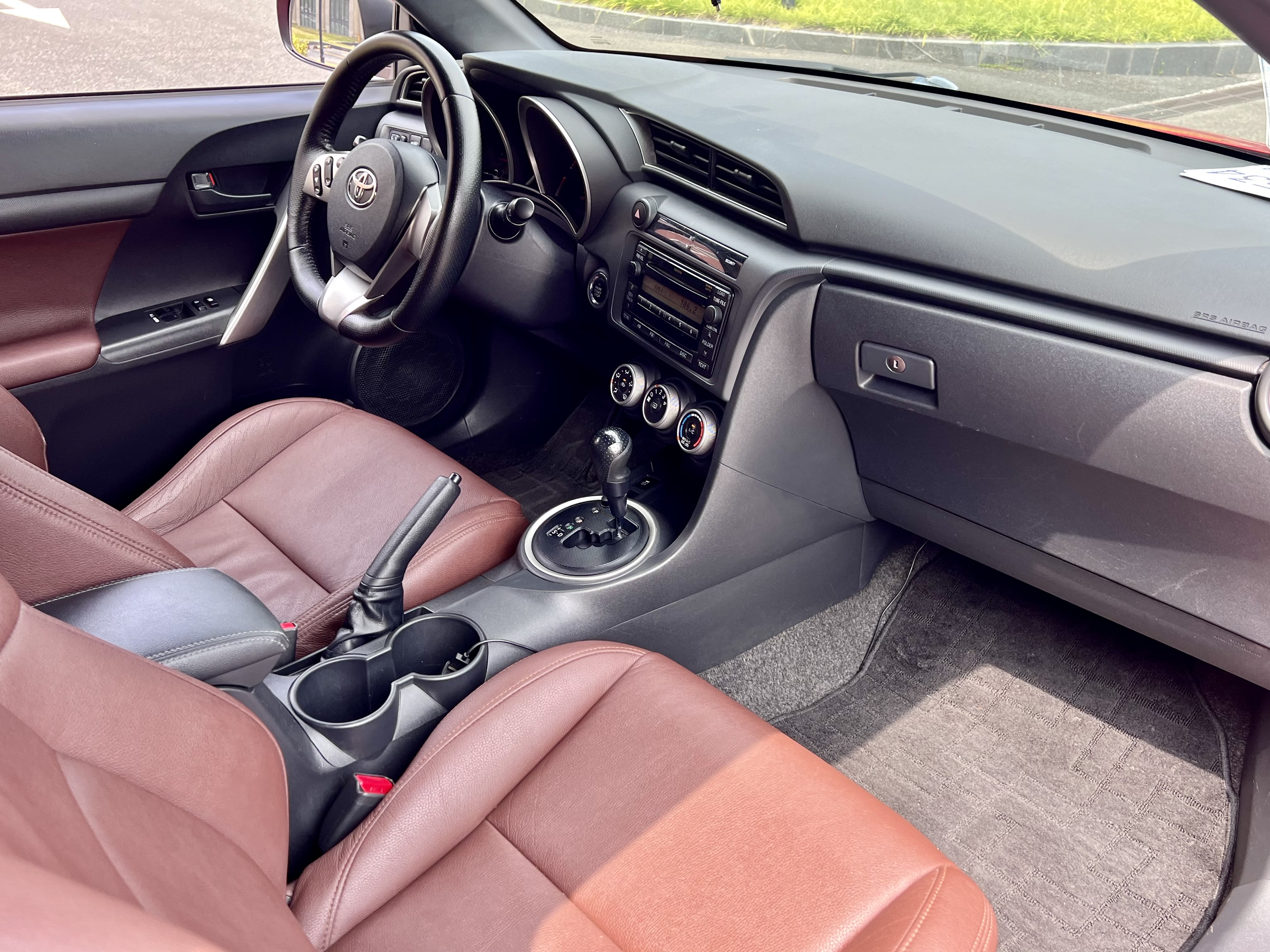 Toyota Zelas 2013 car image #9