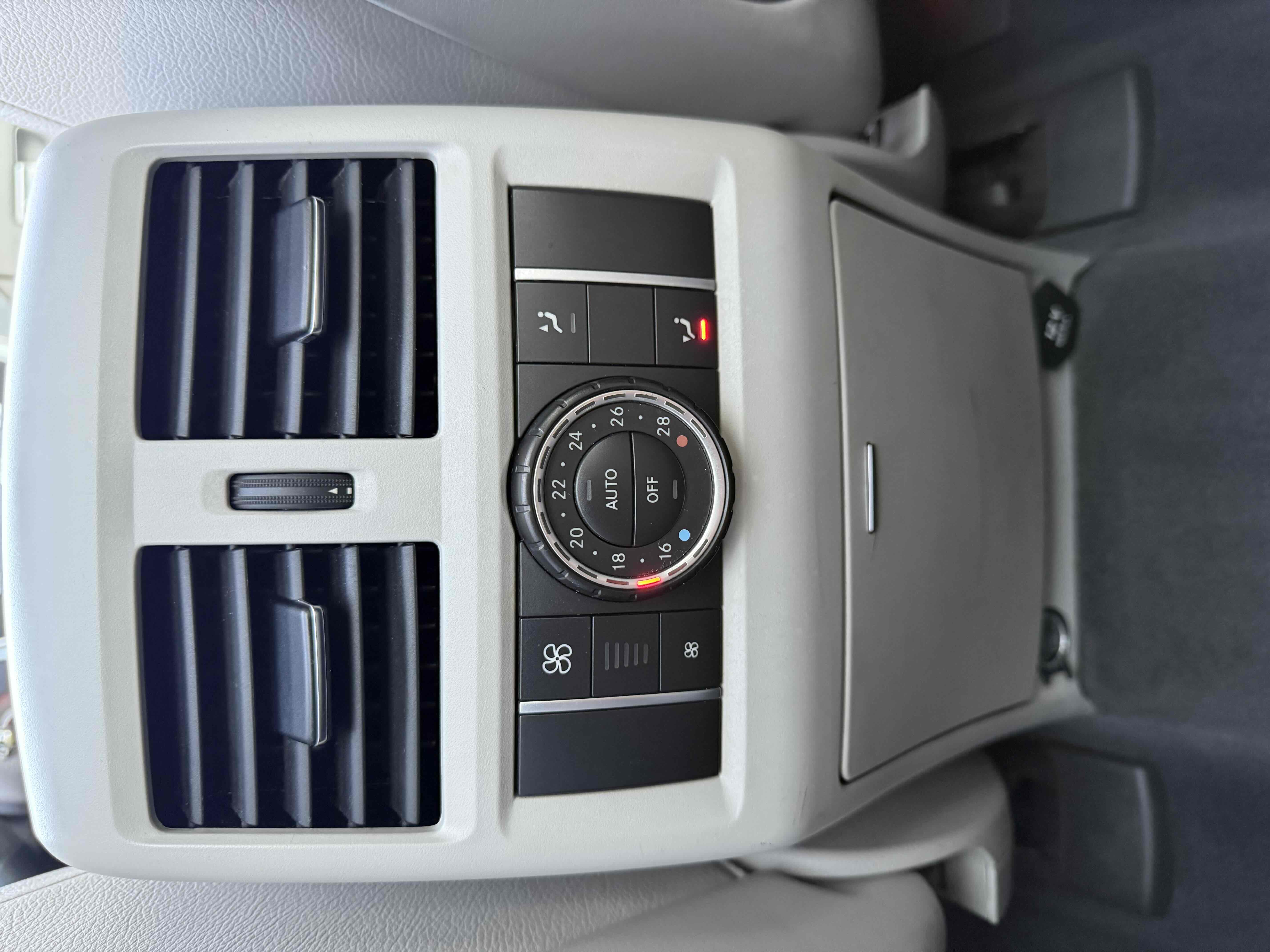 Mercedes-Benz M Class 2013 #9 Mercedes-Benz M Class 2013 car image #9