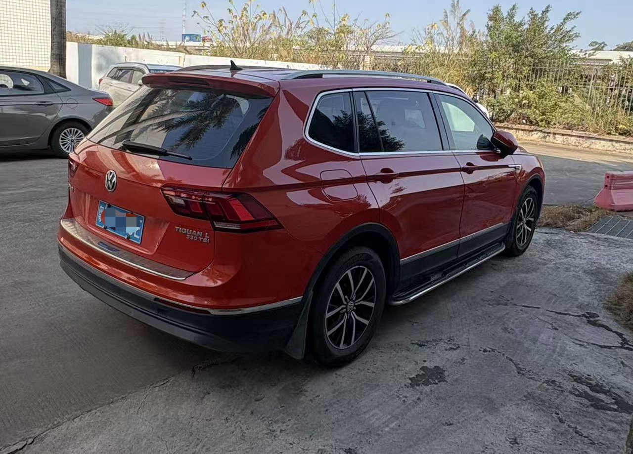 Volkswagen Tiguan L 2017 car image #9