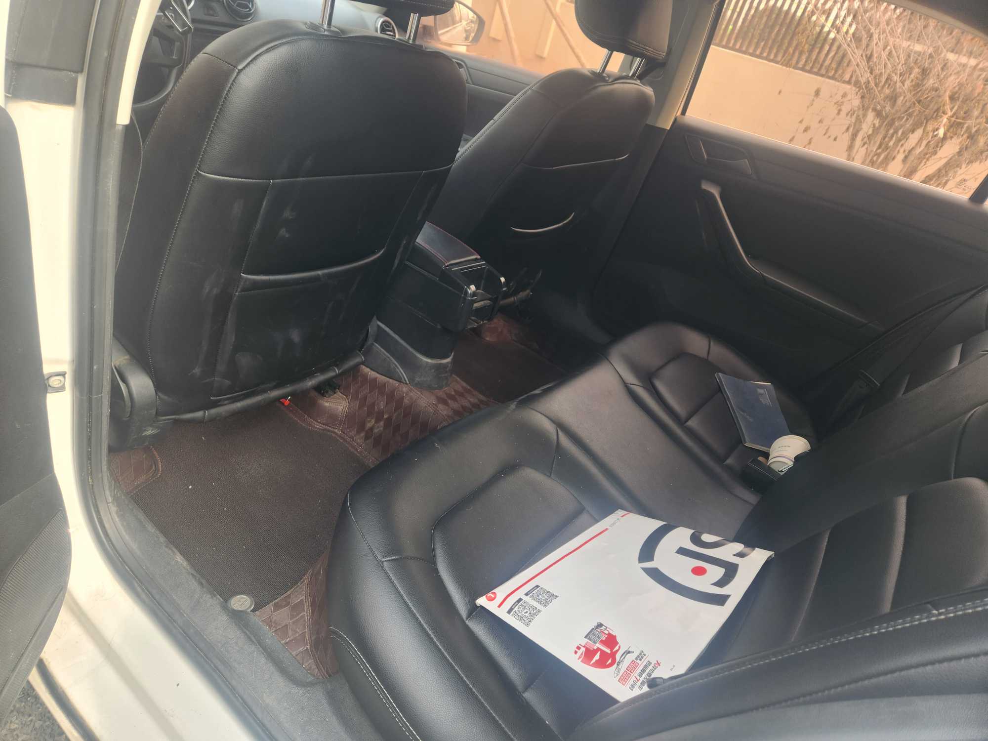 Volkswagen Jetta 2017 immagine di auto #9