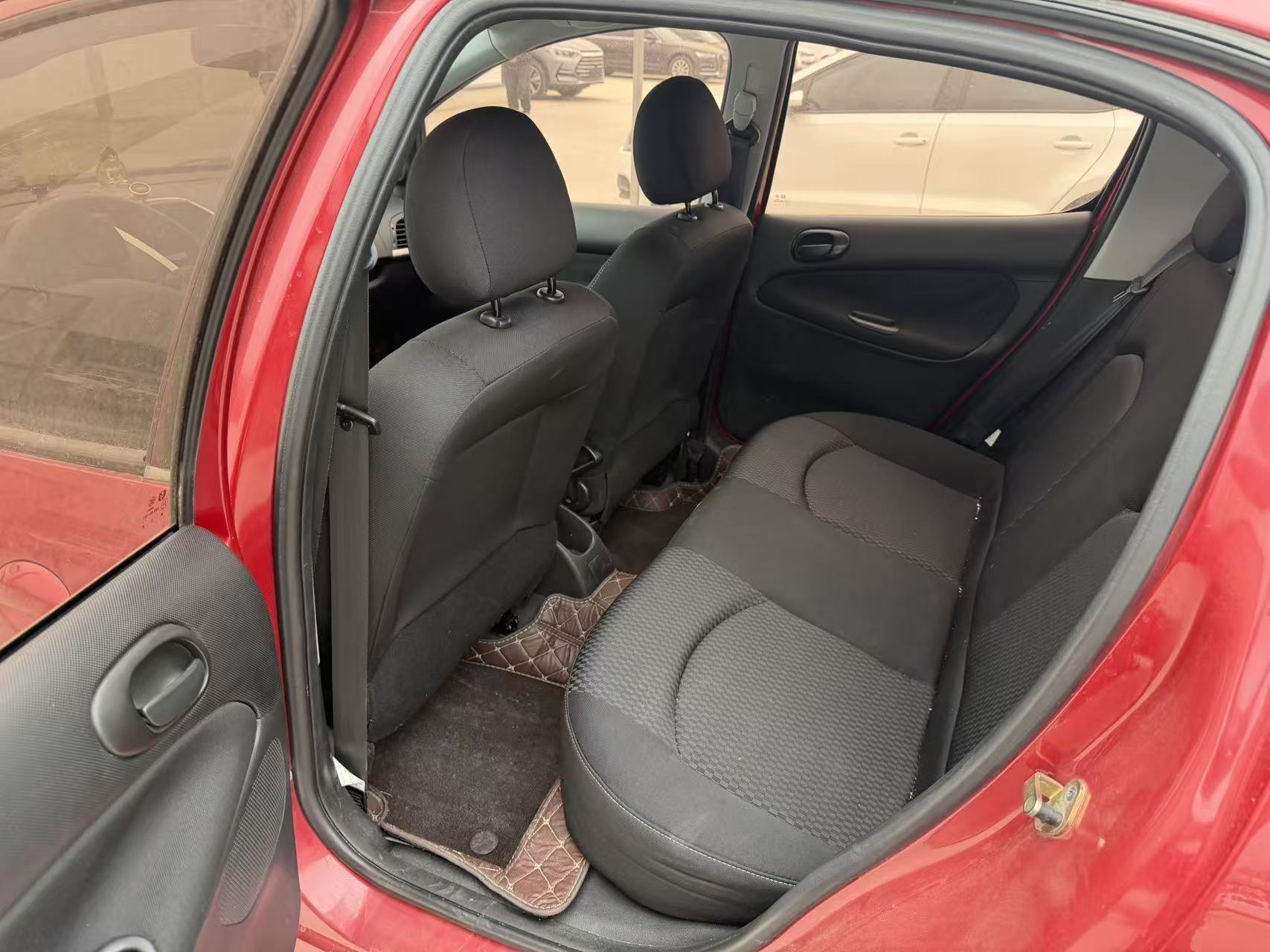 标致 标致207 2012 汽车图片 #9