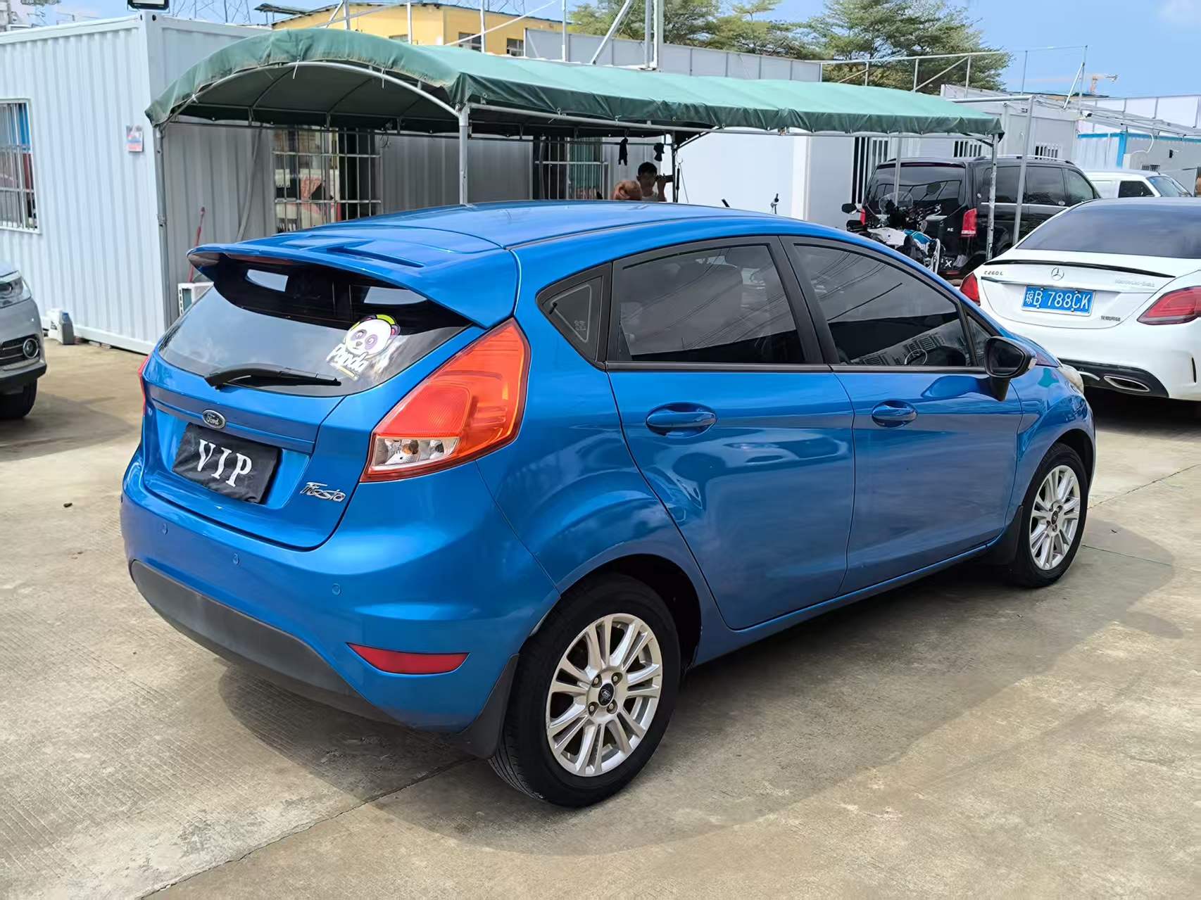 Ford Fiesta 2014 car image #9