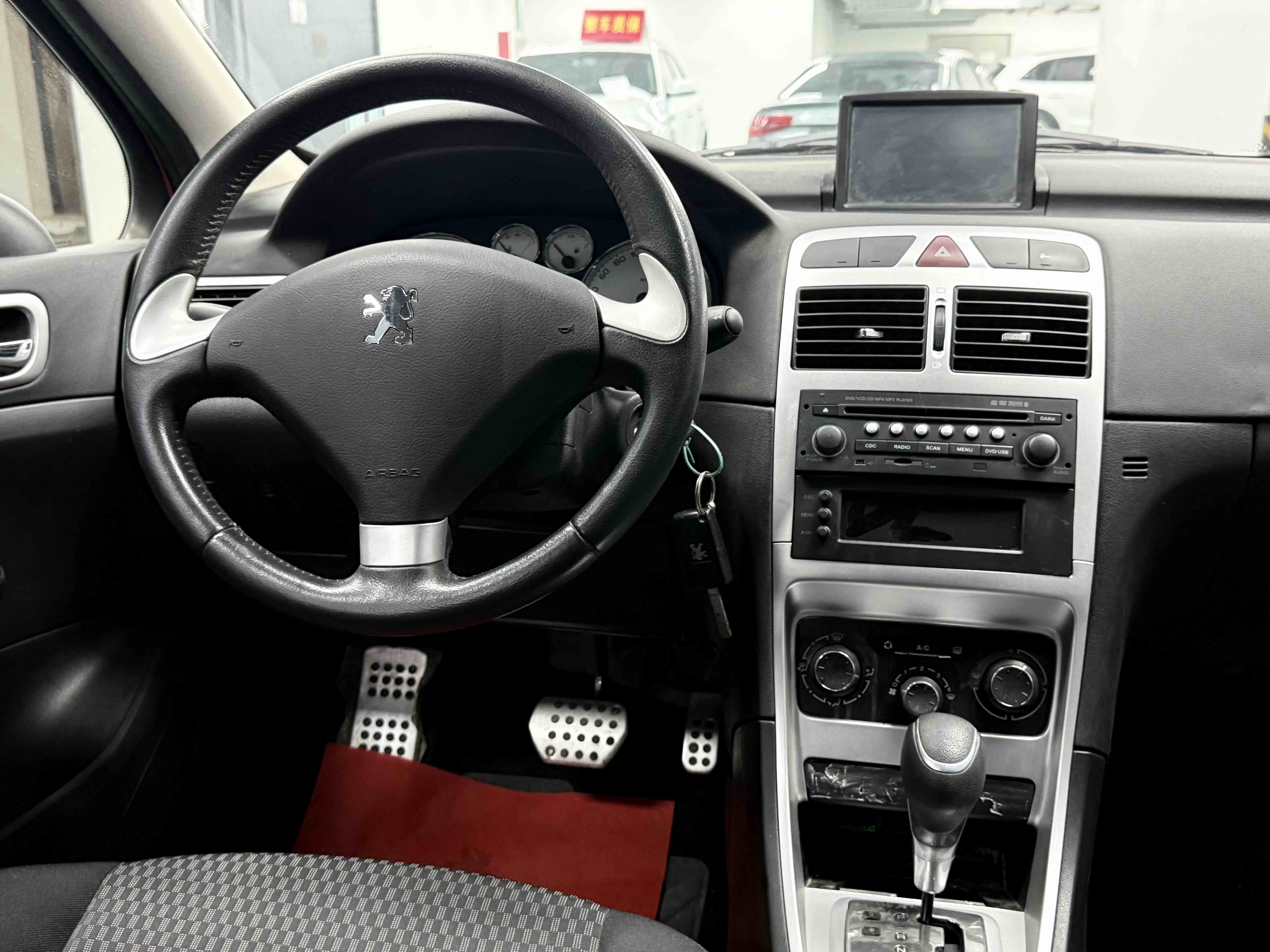 Peugeot 307 2013 car image #9