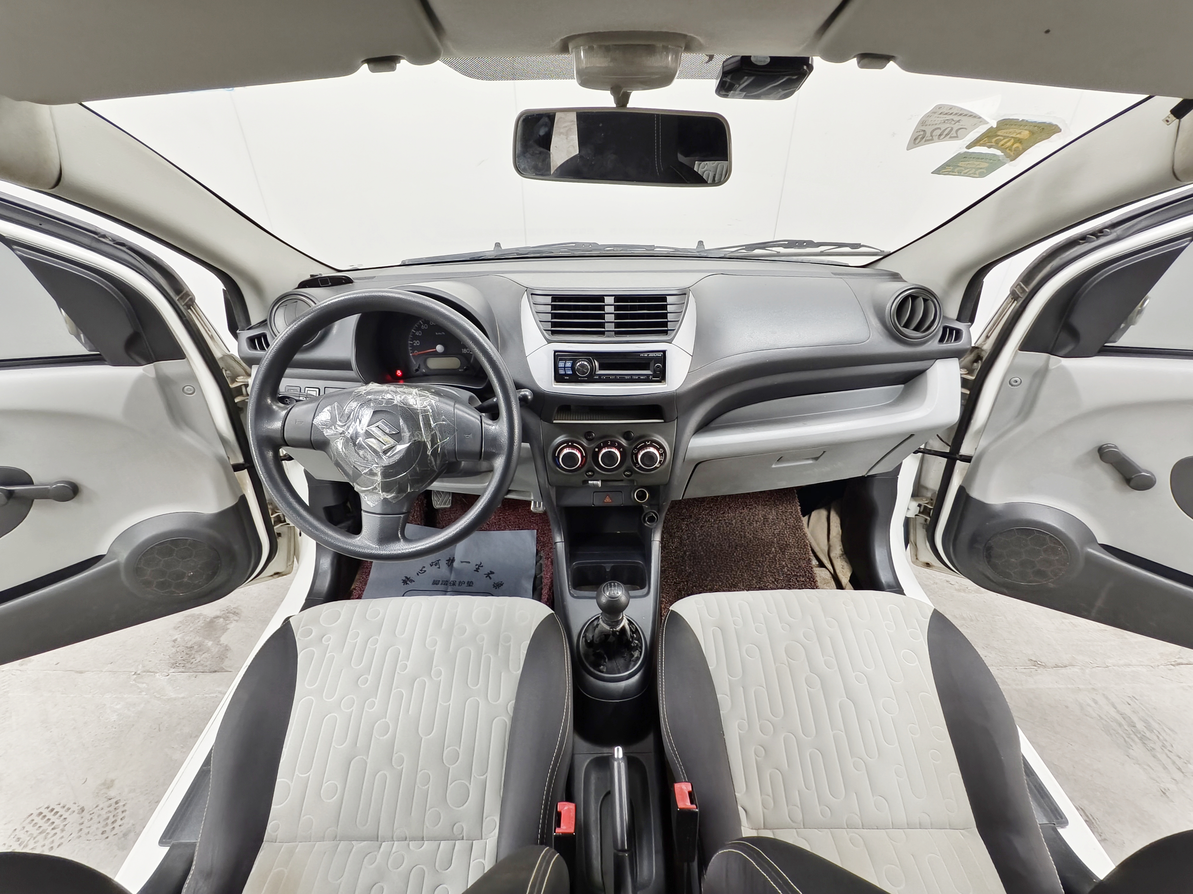 Suzuki Alto 2014 изображение автомобиля #9