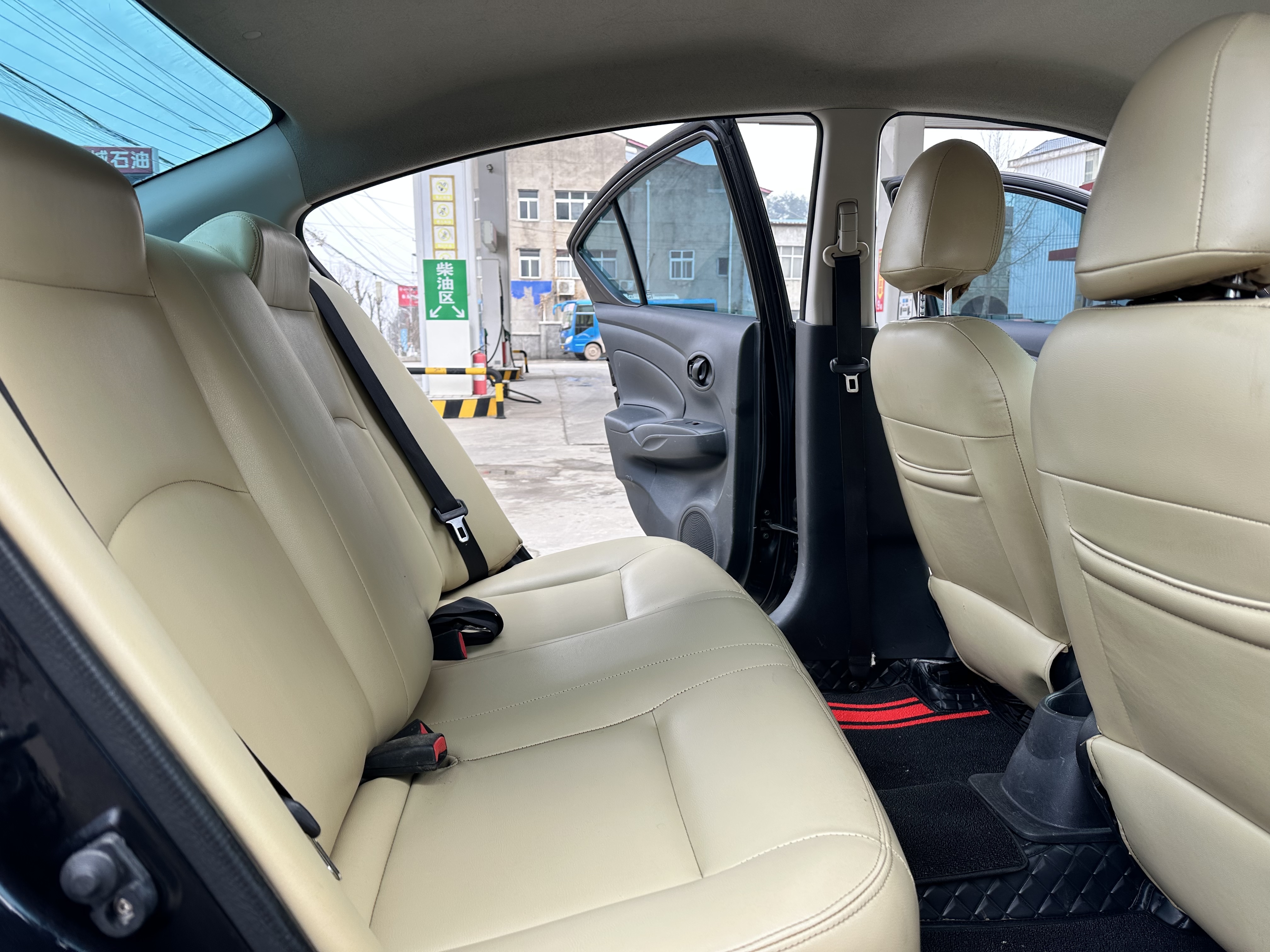 日产 阳光 2012 汽车图片 #9