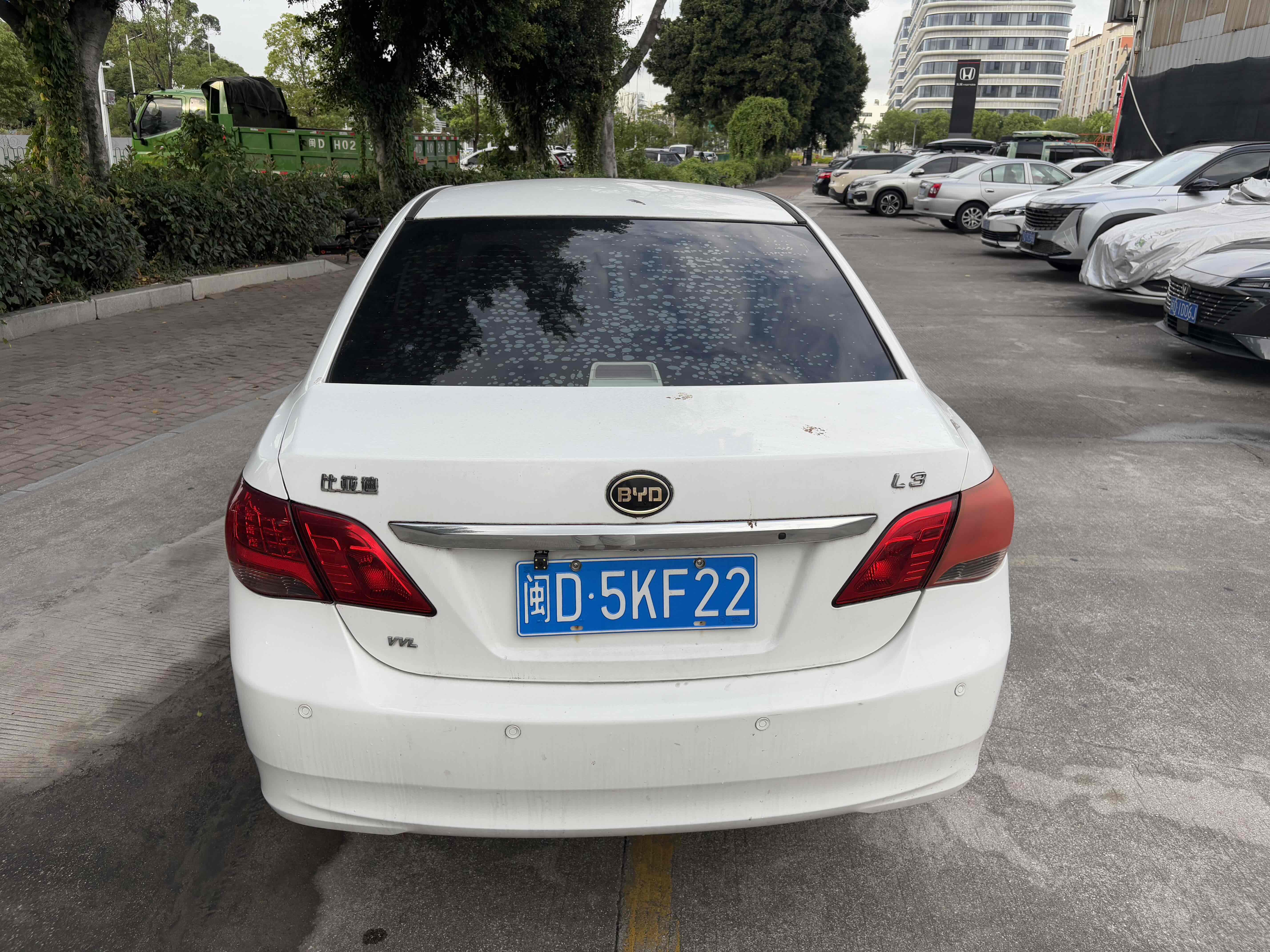 BYD G3 2013 imagen de coche #9
