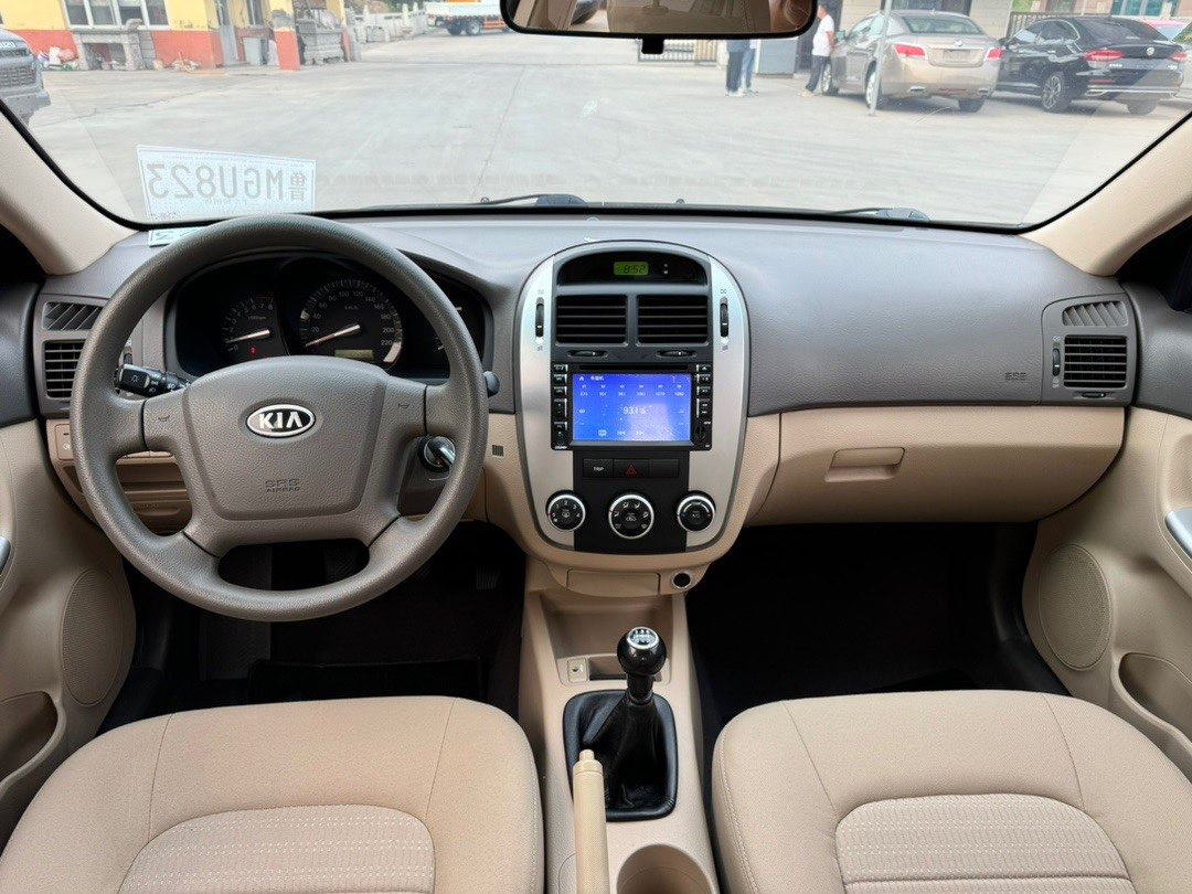 Kia Cerato 2014 imagen de coche #9