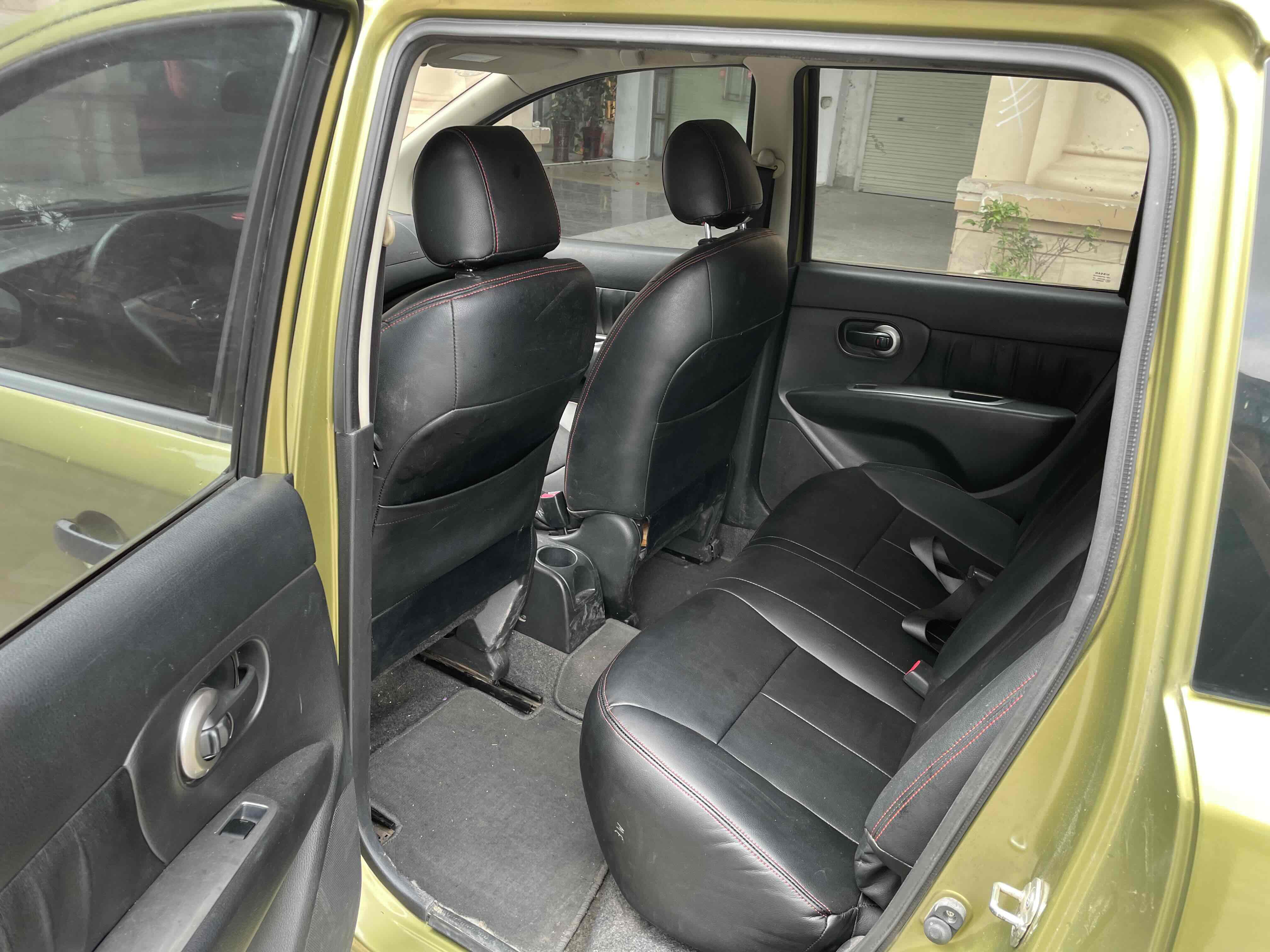 Nissan Livina 2013 car image #9