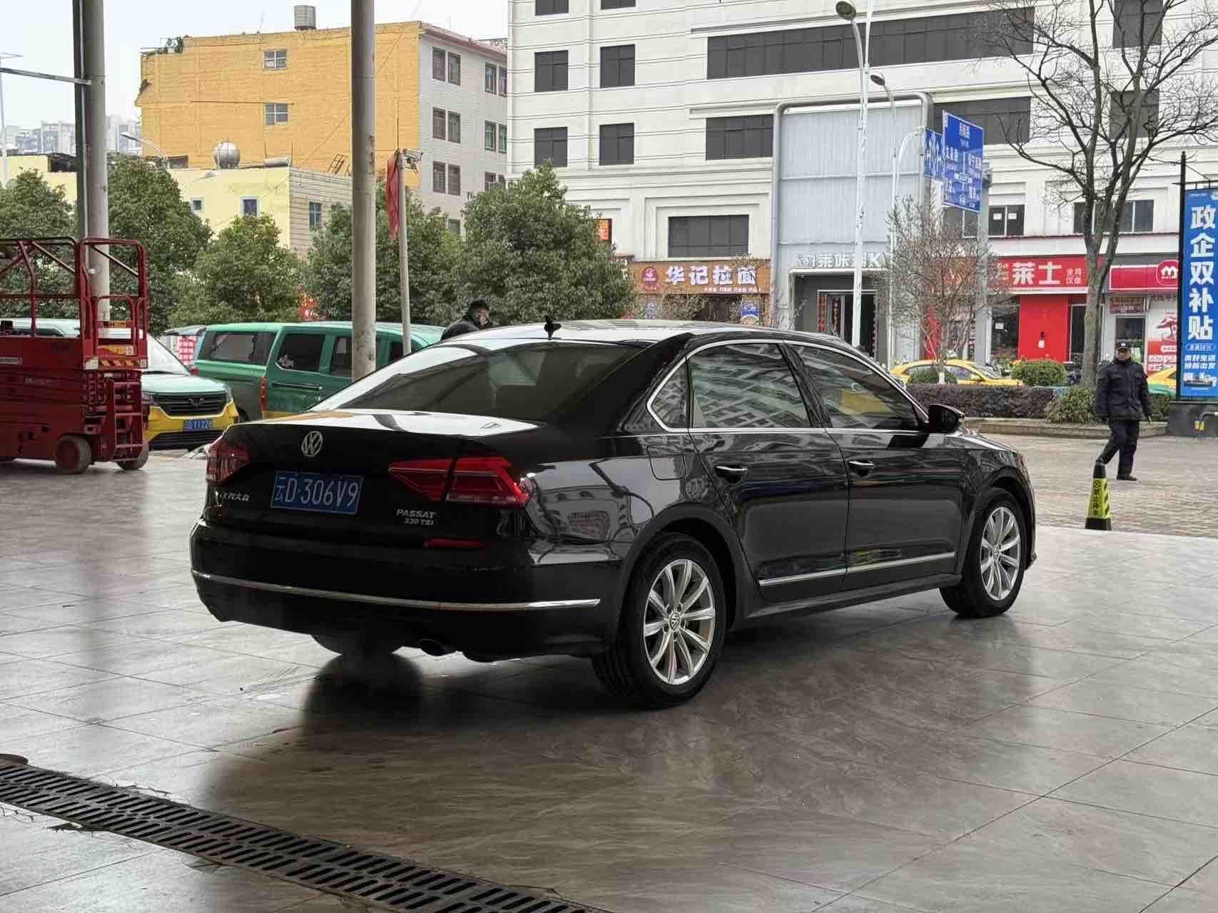 Volkswagen Passat 2017 car image #9