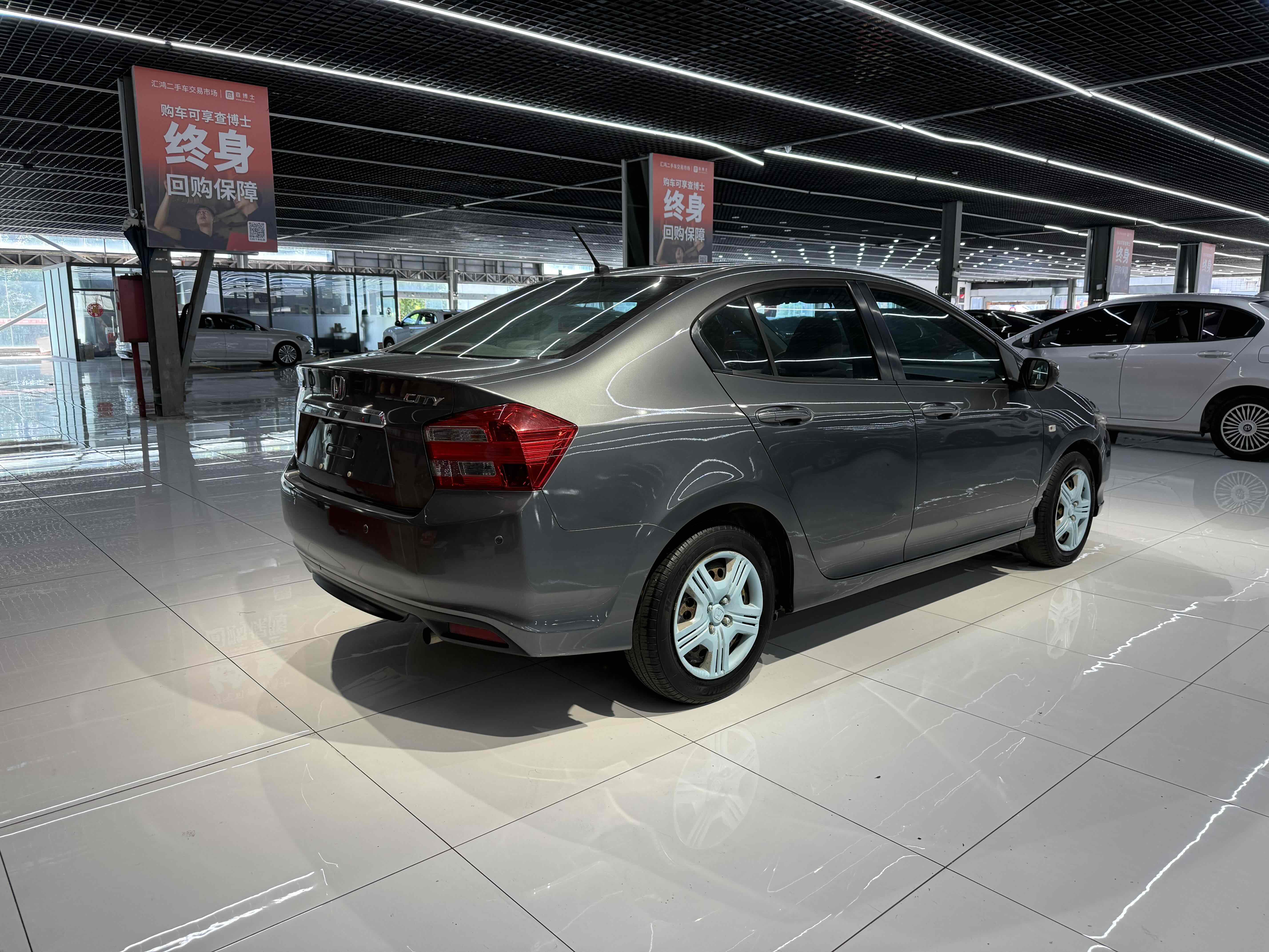 Honda City Classic 2013 imagem de carro #9