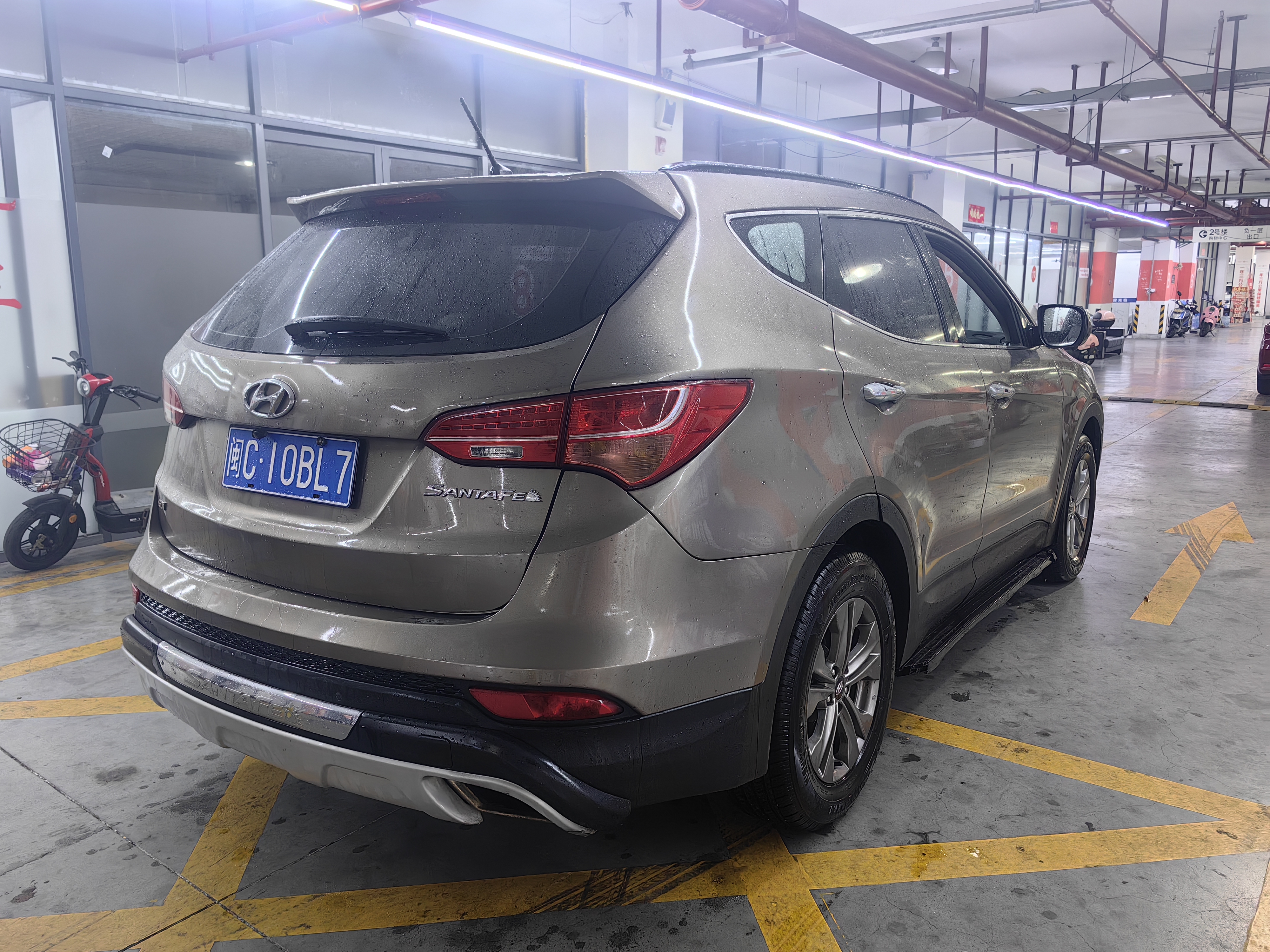 Hyundai Santa Fe 2014 car image #9