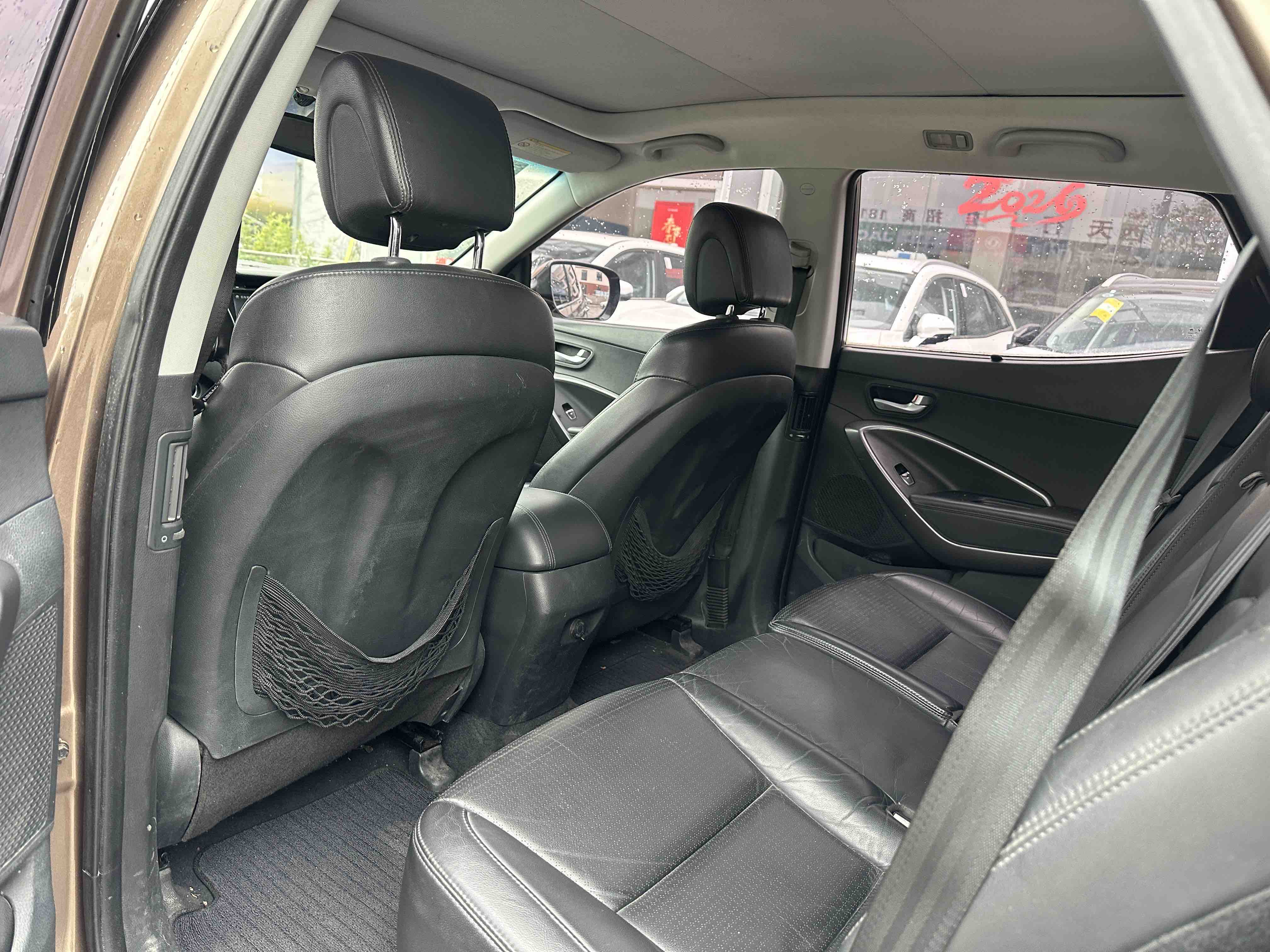 Hyundai Santa Fe 2013 car image #9